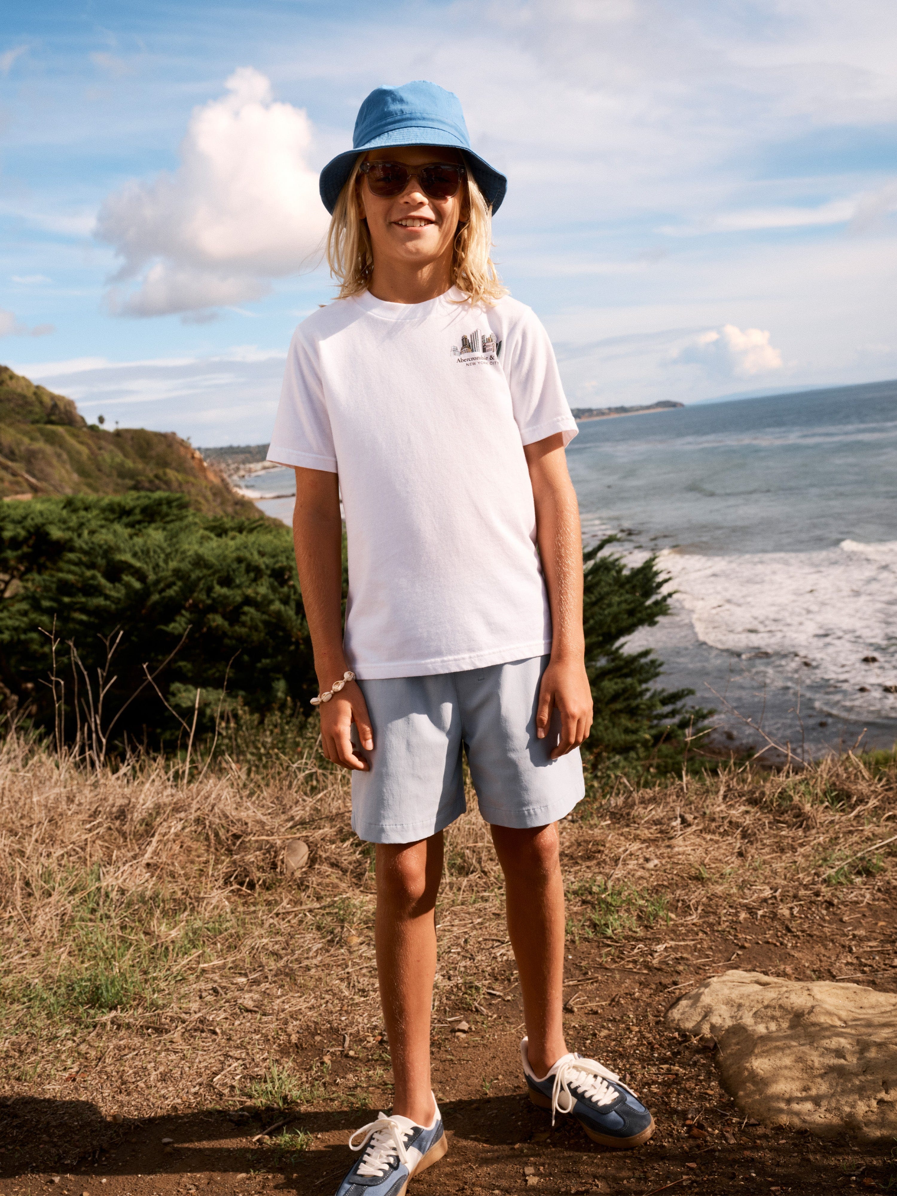 Abercrombie & Fitch Boys NYC Sketch T-Shirt in White
