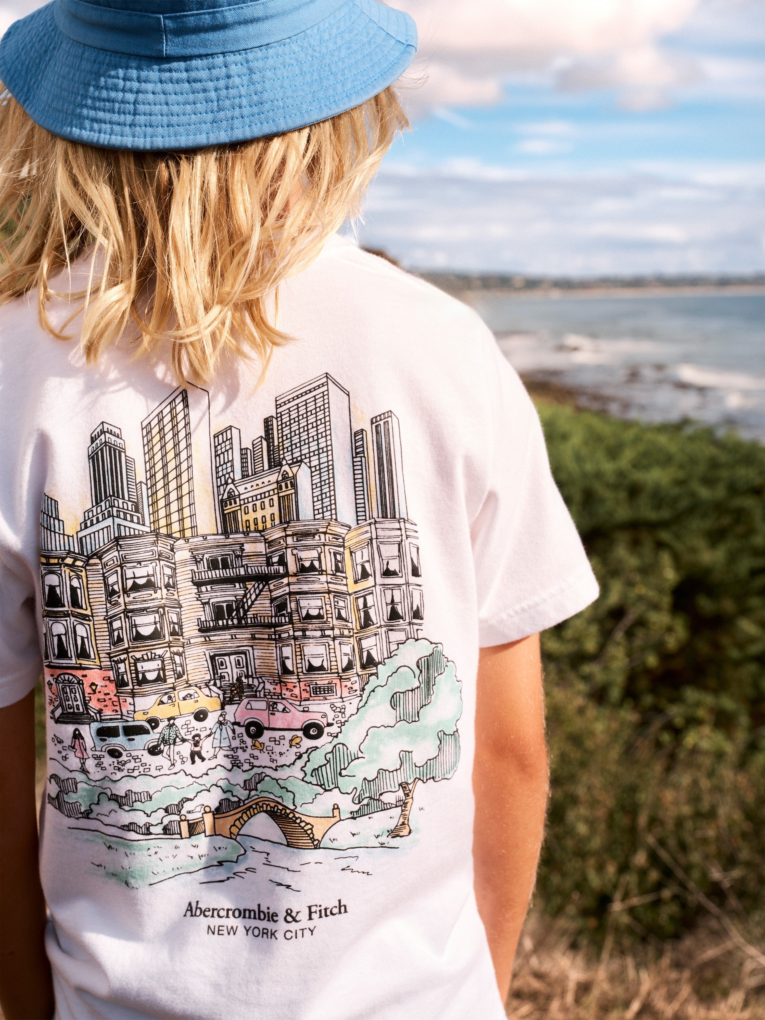 Abercrombie & Fitch Boys NYC Sketch T-Shirt in White