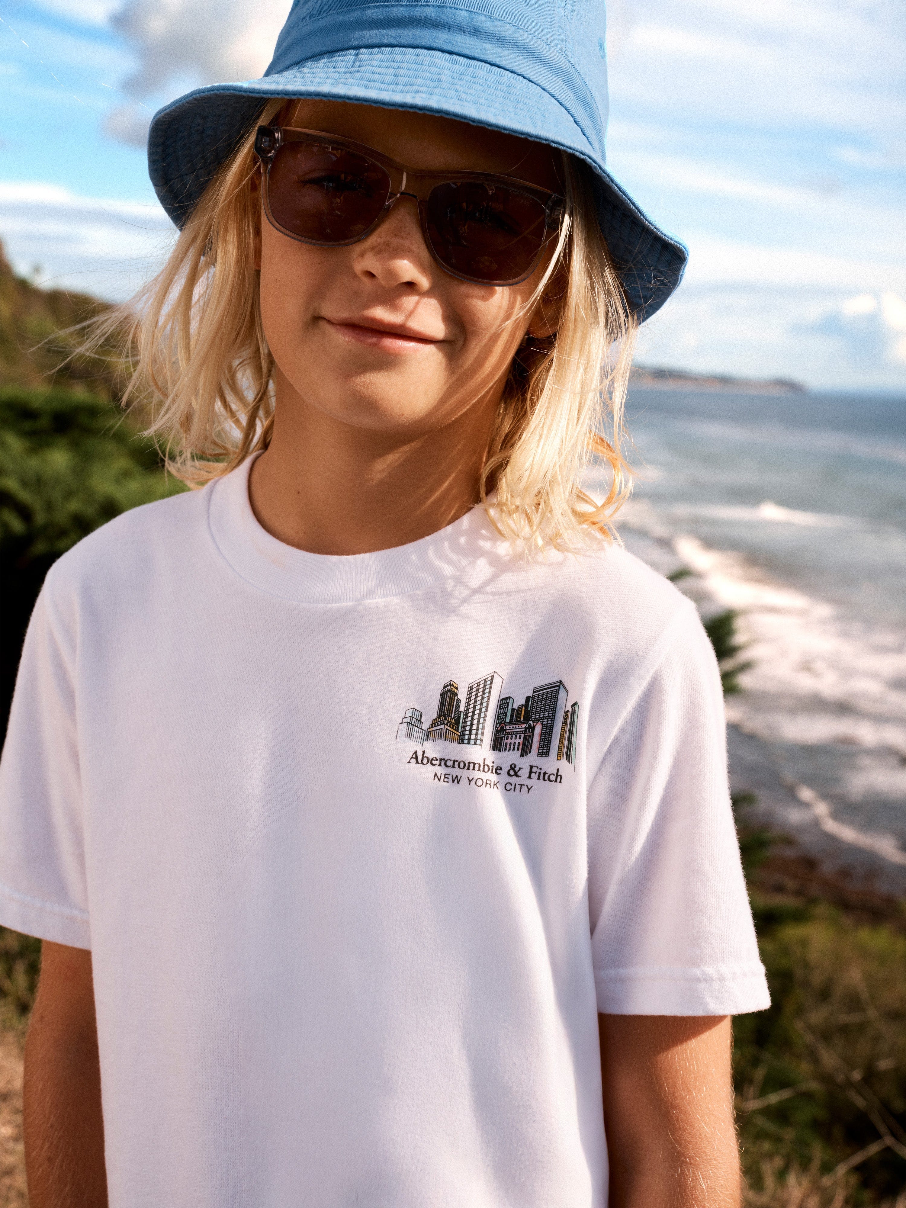 Abercrombie & Fitch Boys NYC Sketch T-Shirt in White