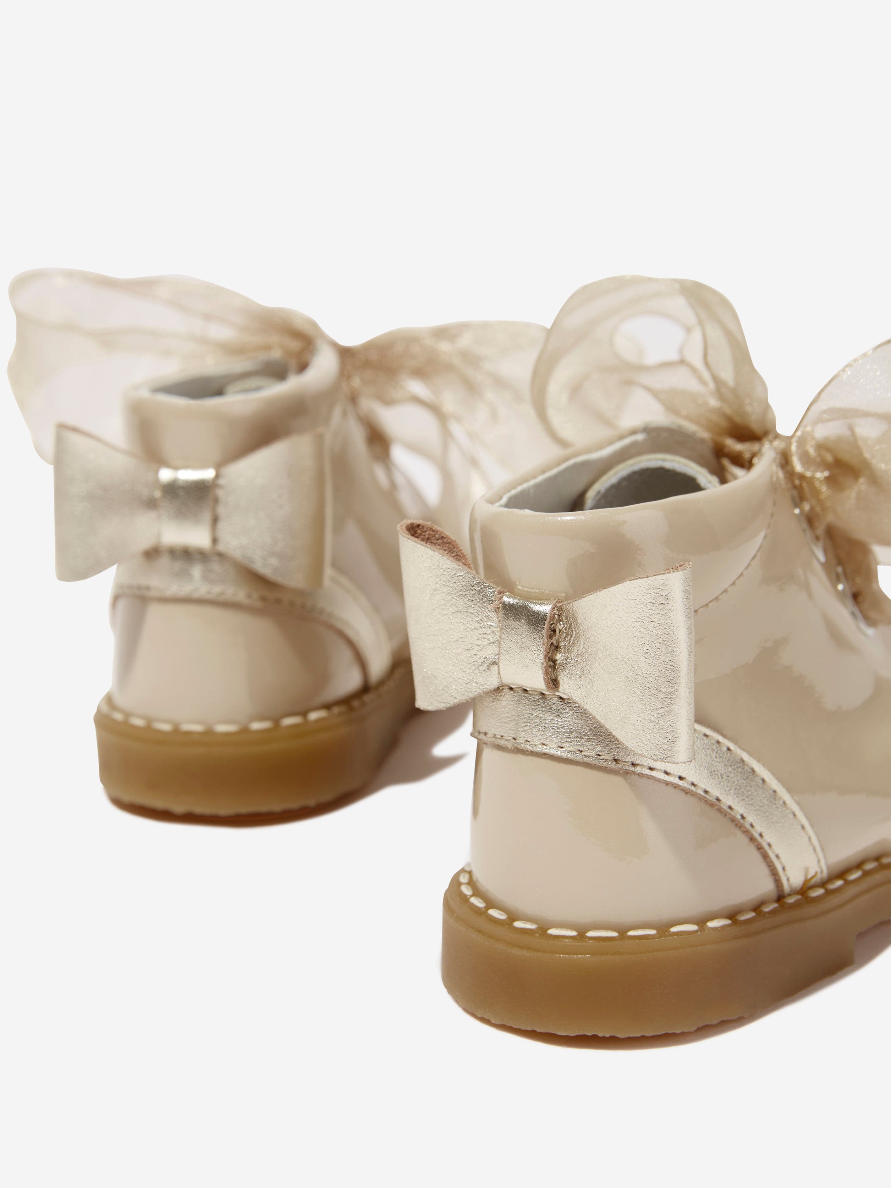 Andanines Girls Boots With Ribbon Bow in Beige