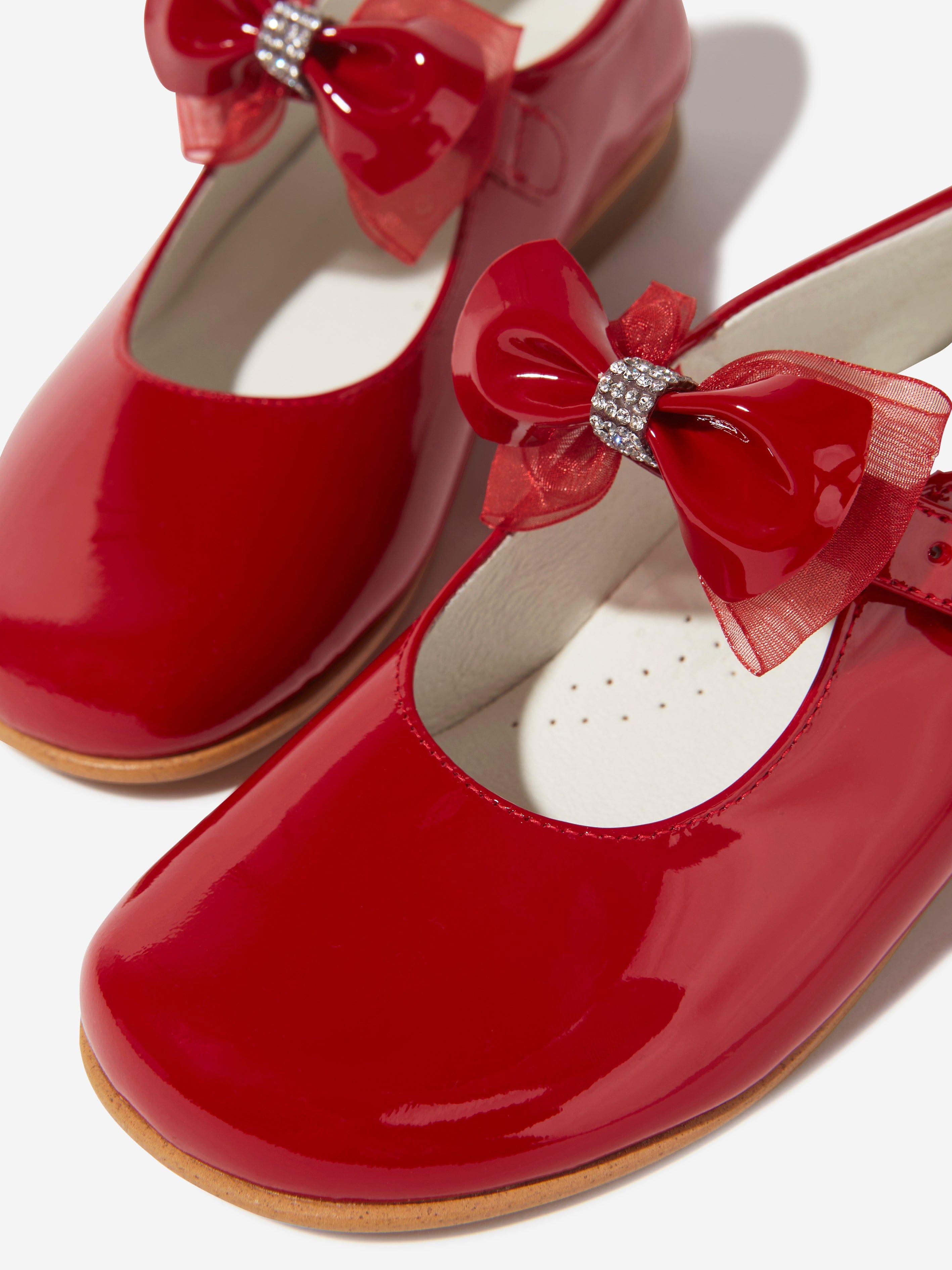 Andanines Girls Mary Jane Shoes With Bow in Red