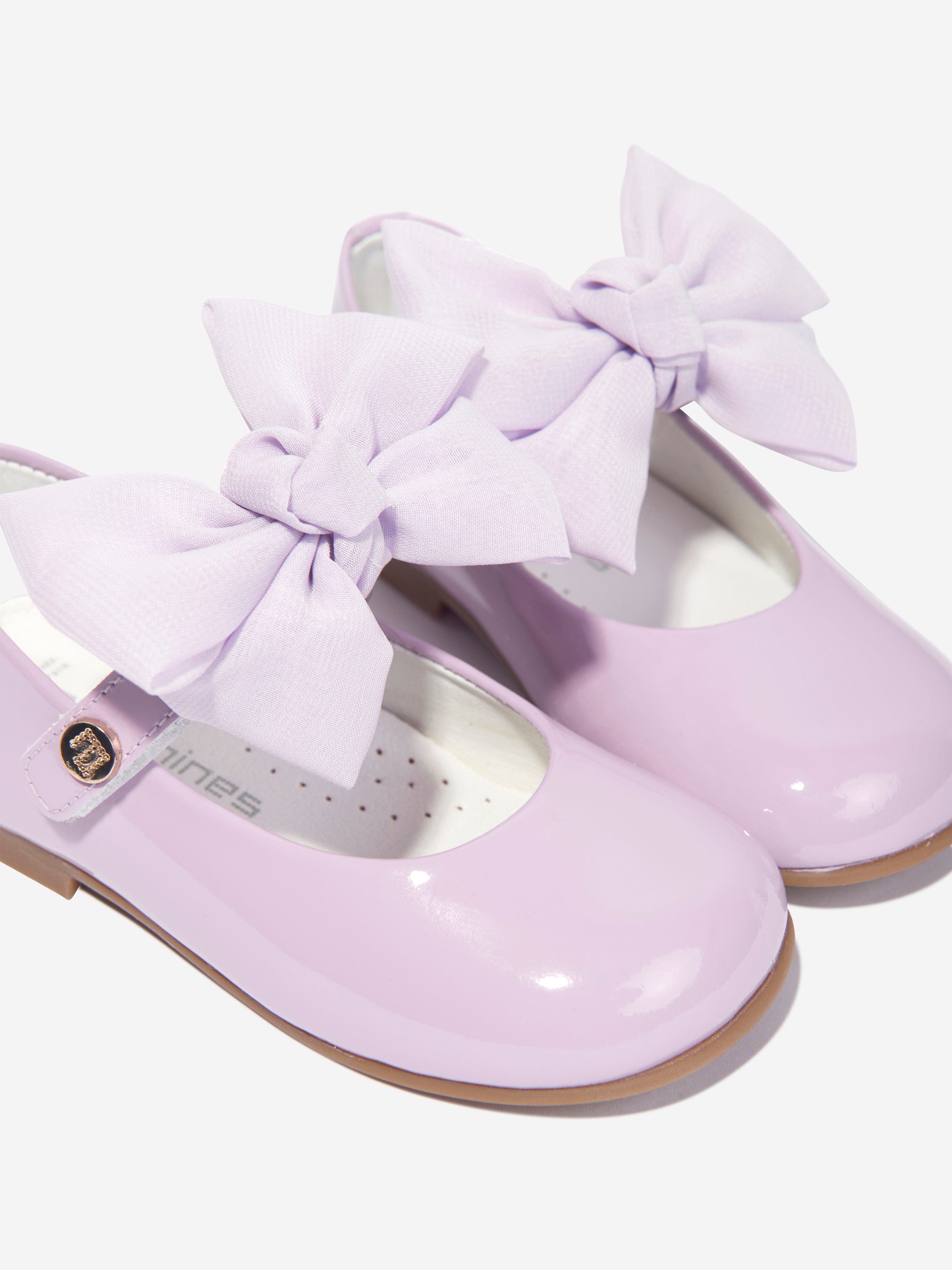 Andanines Girls Leather Bow Shoes in Purple