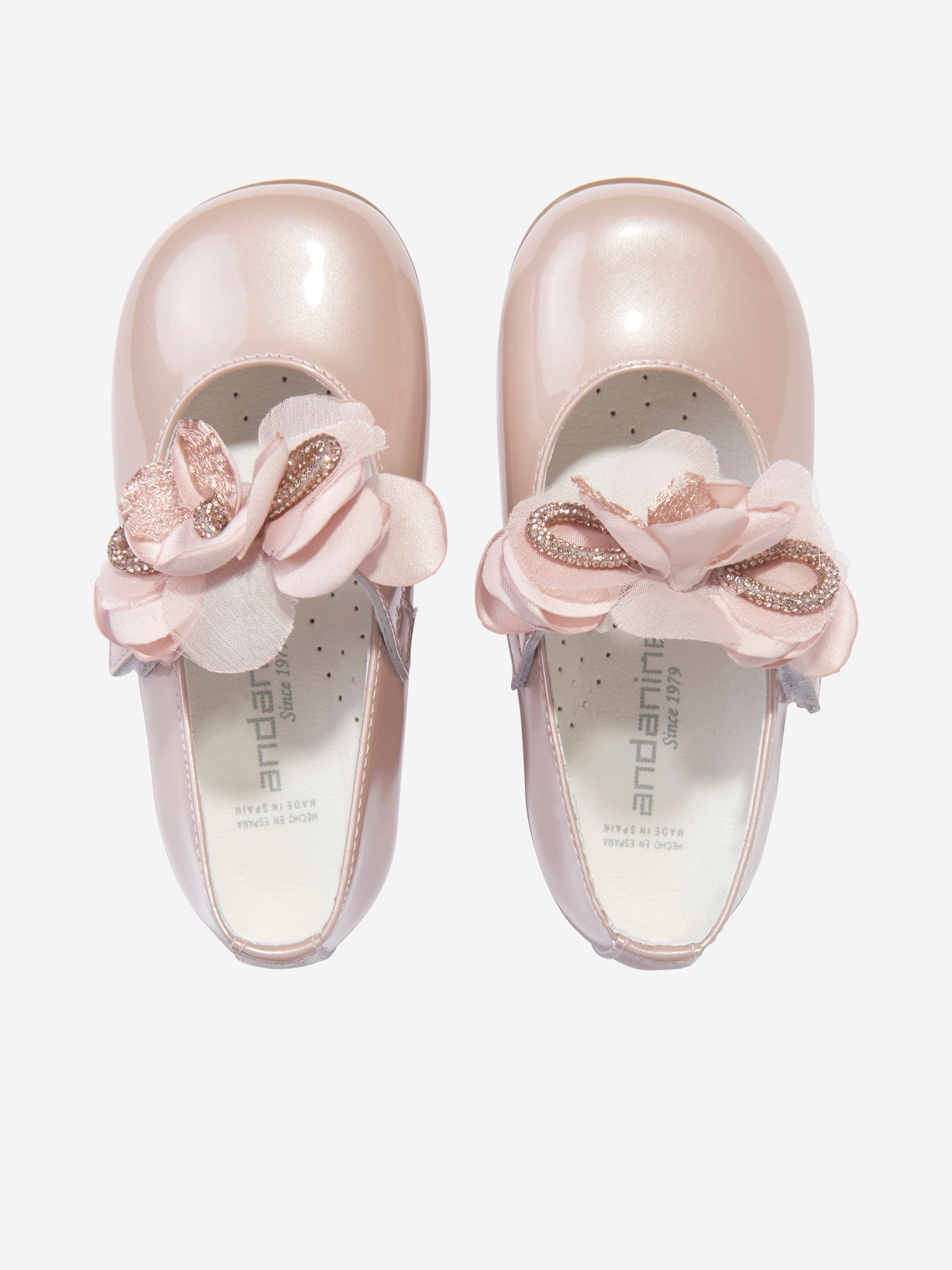 Andanines Girls Leather Flower Shoes in Pink