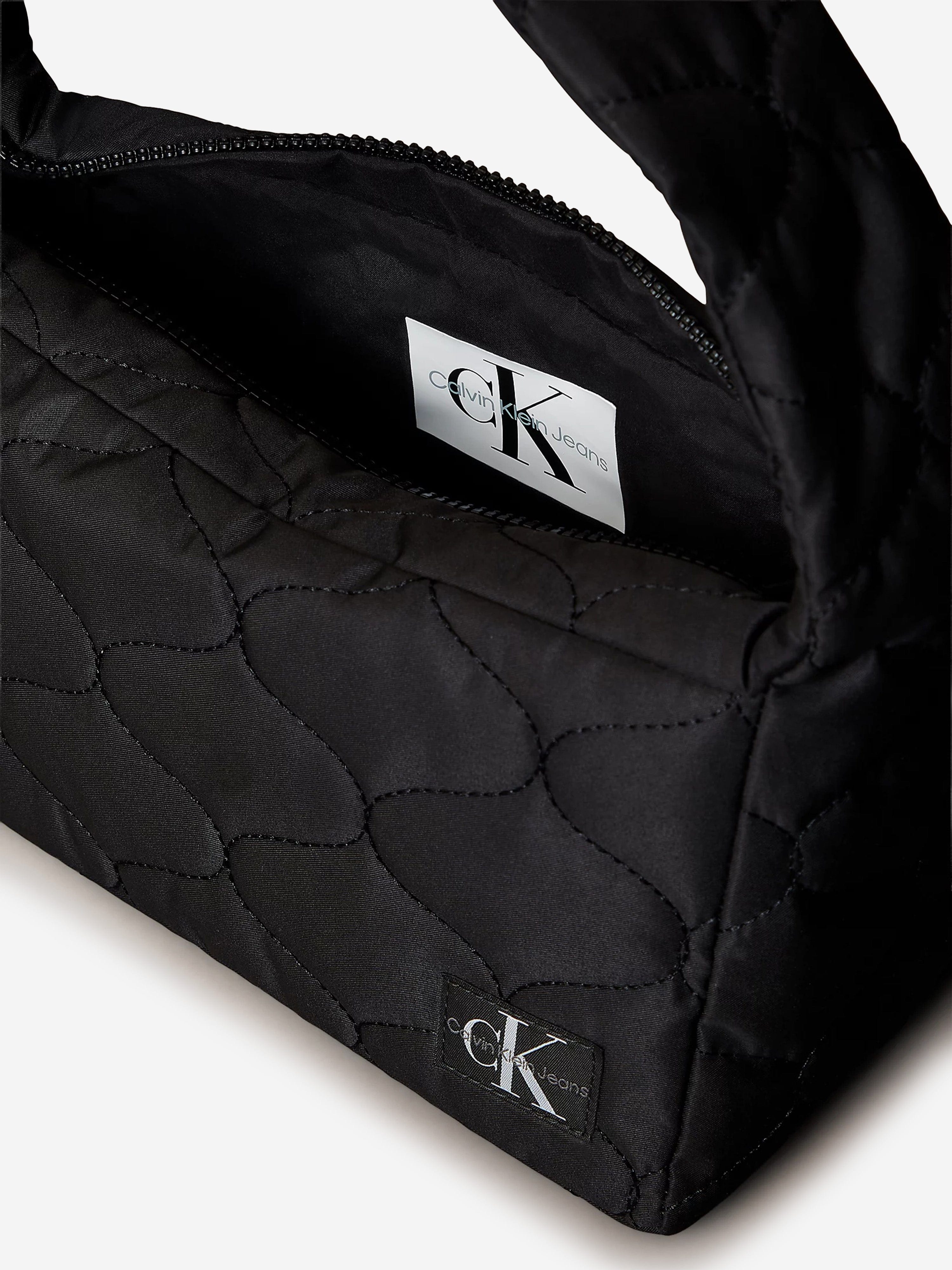 Calvin Klein Girls Quilted Shoulder Bag in Black (25cm)