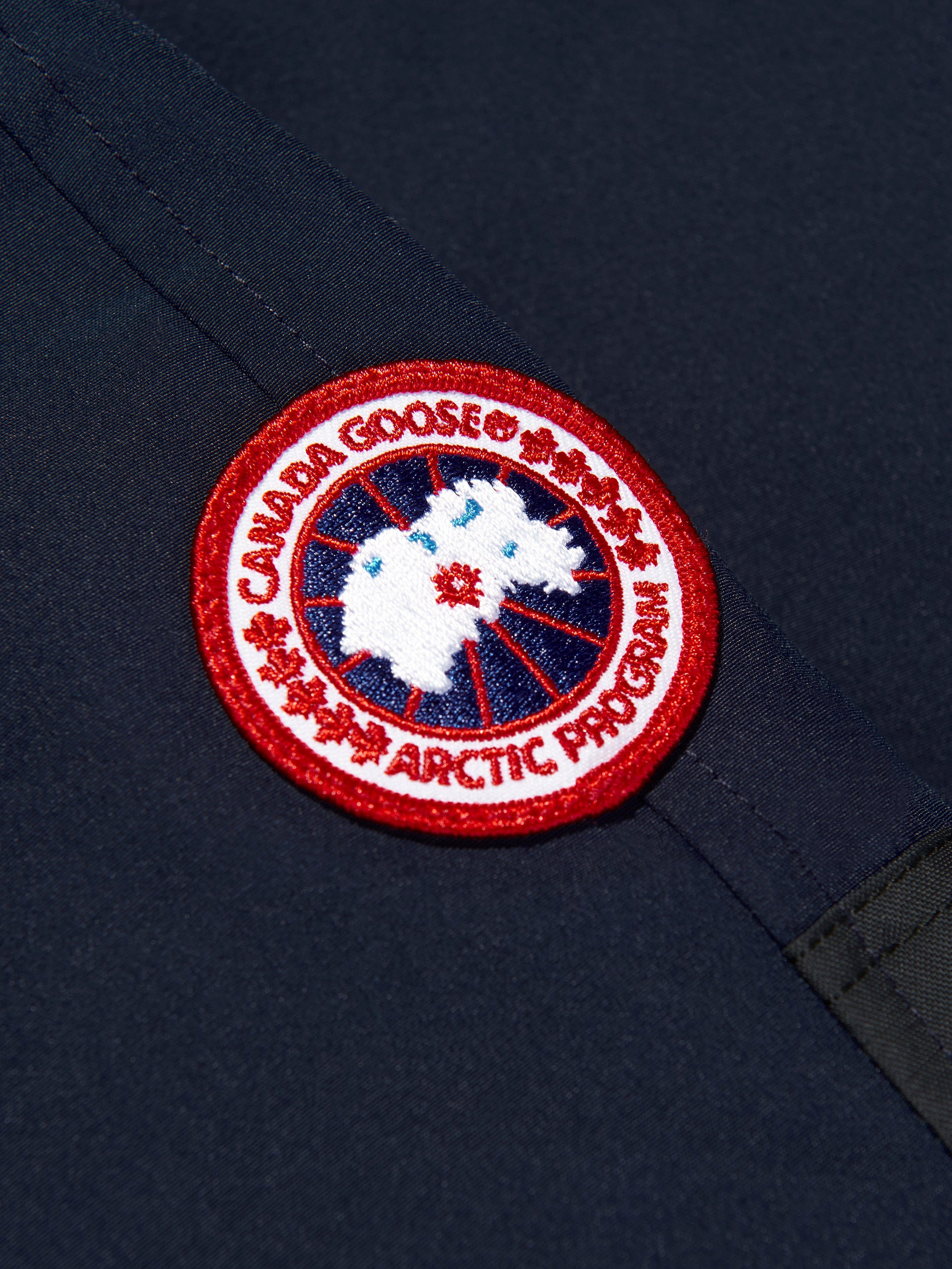 Canada Goose Kids Chilliwack Bomber in Navy