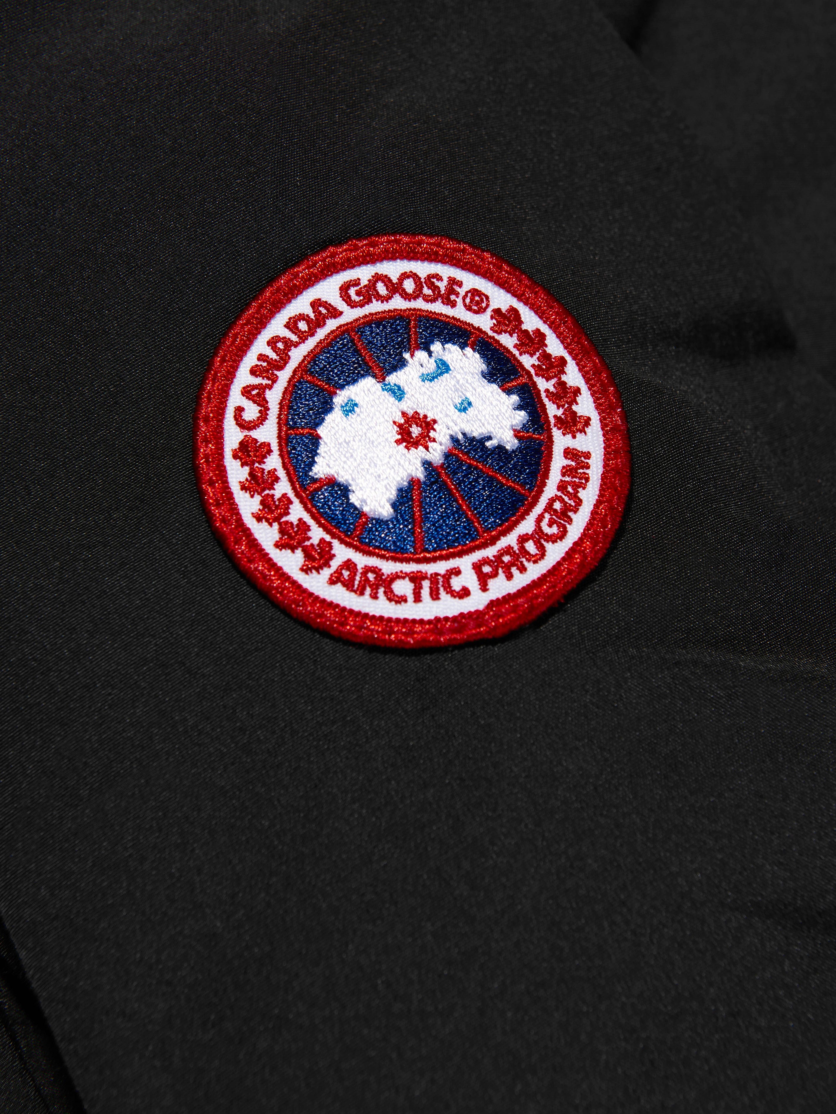 Canada Goose Kids Grizzly Bomber in Black