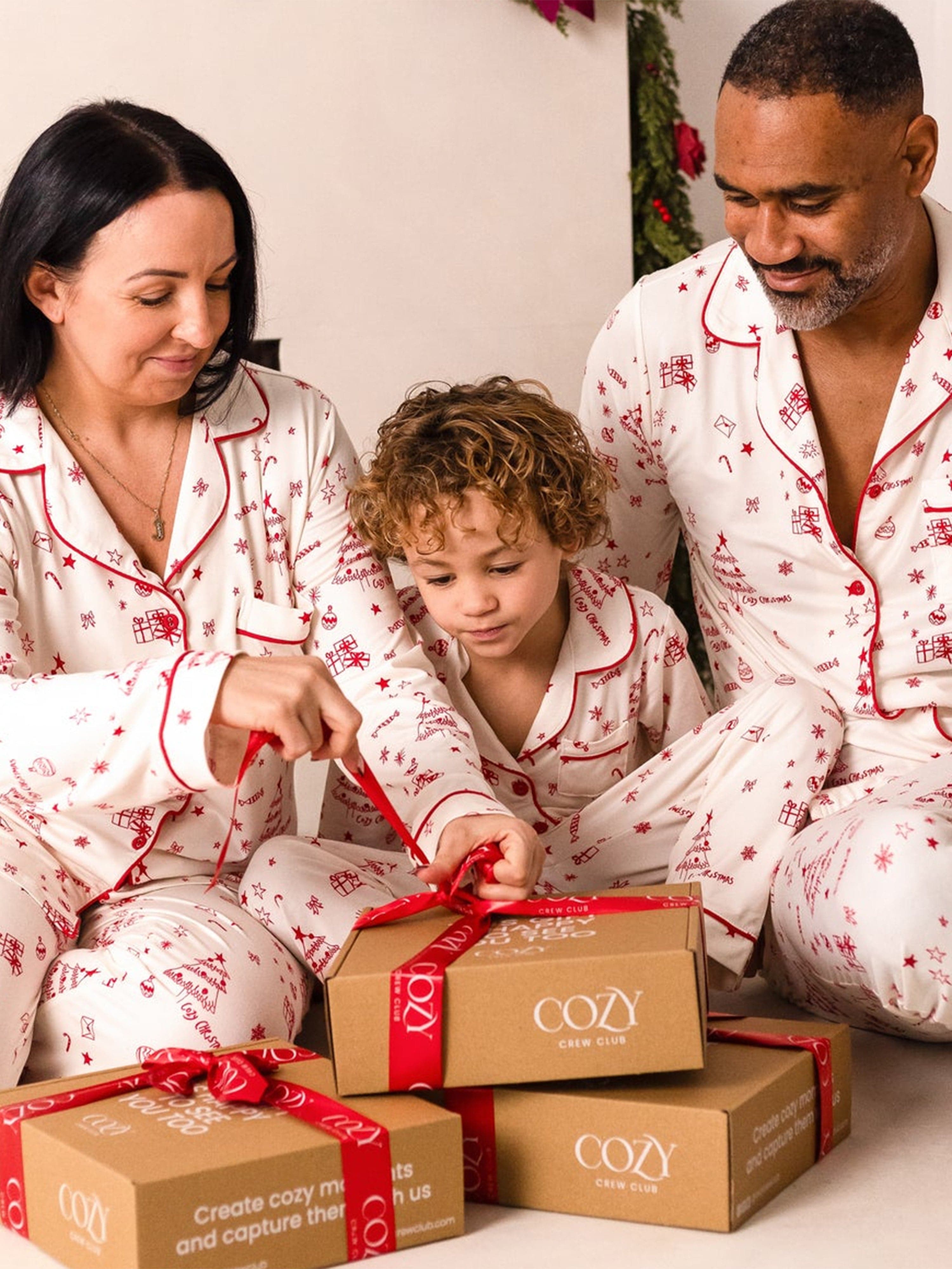 Cozy Crew Club Adult COZY Fa La La Christmas Pyjamas in Ivory