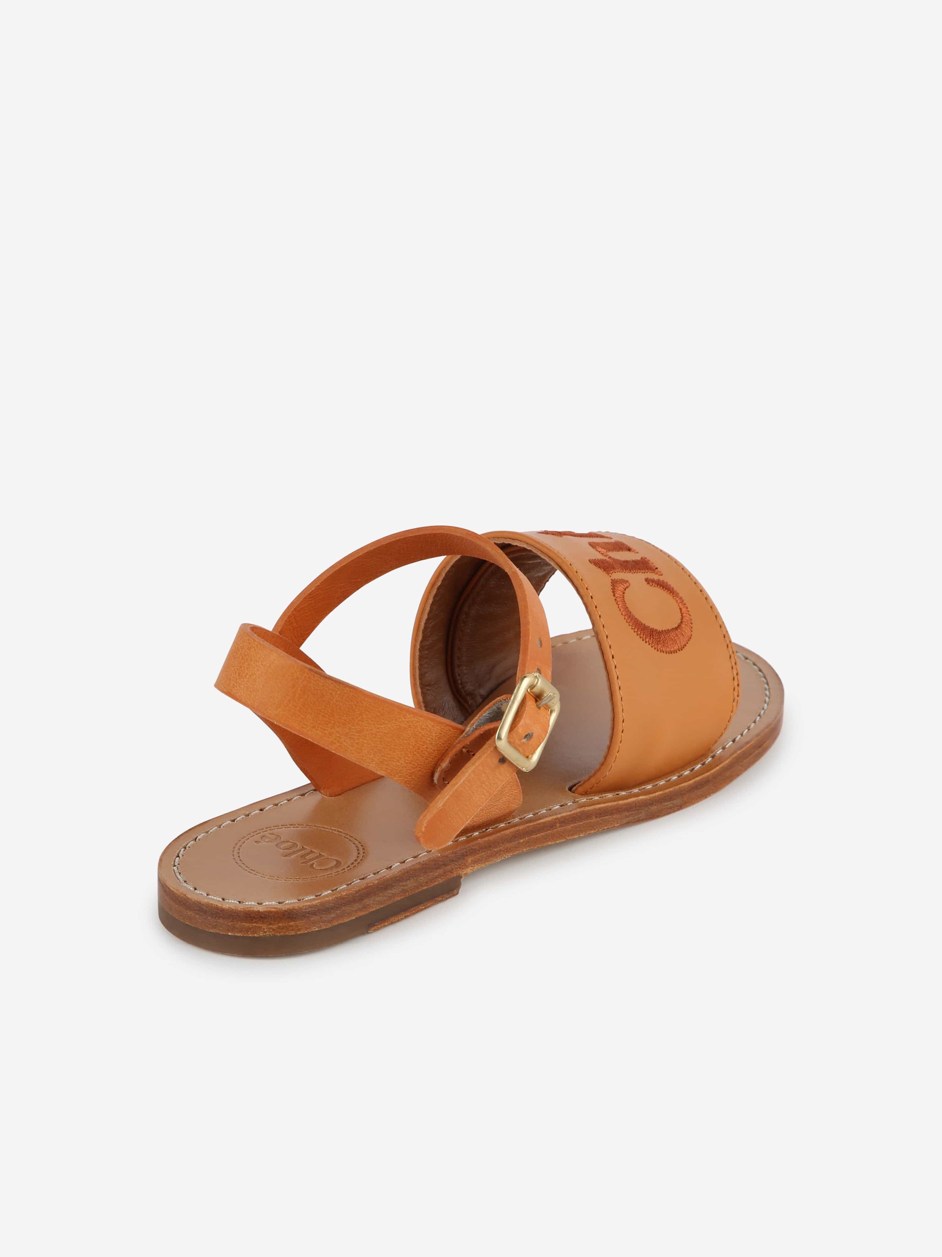 Chloé Girls Leather Logo Sandals in Brown