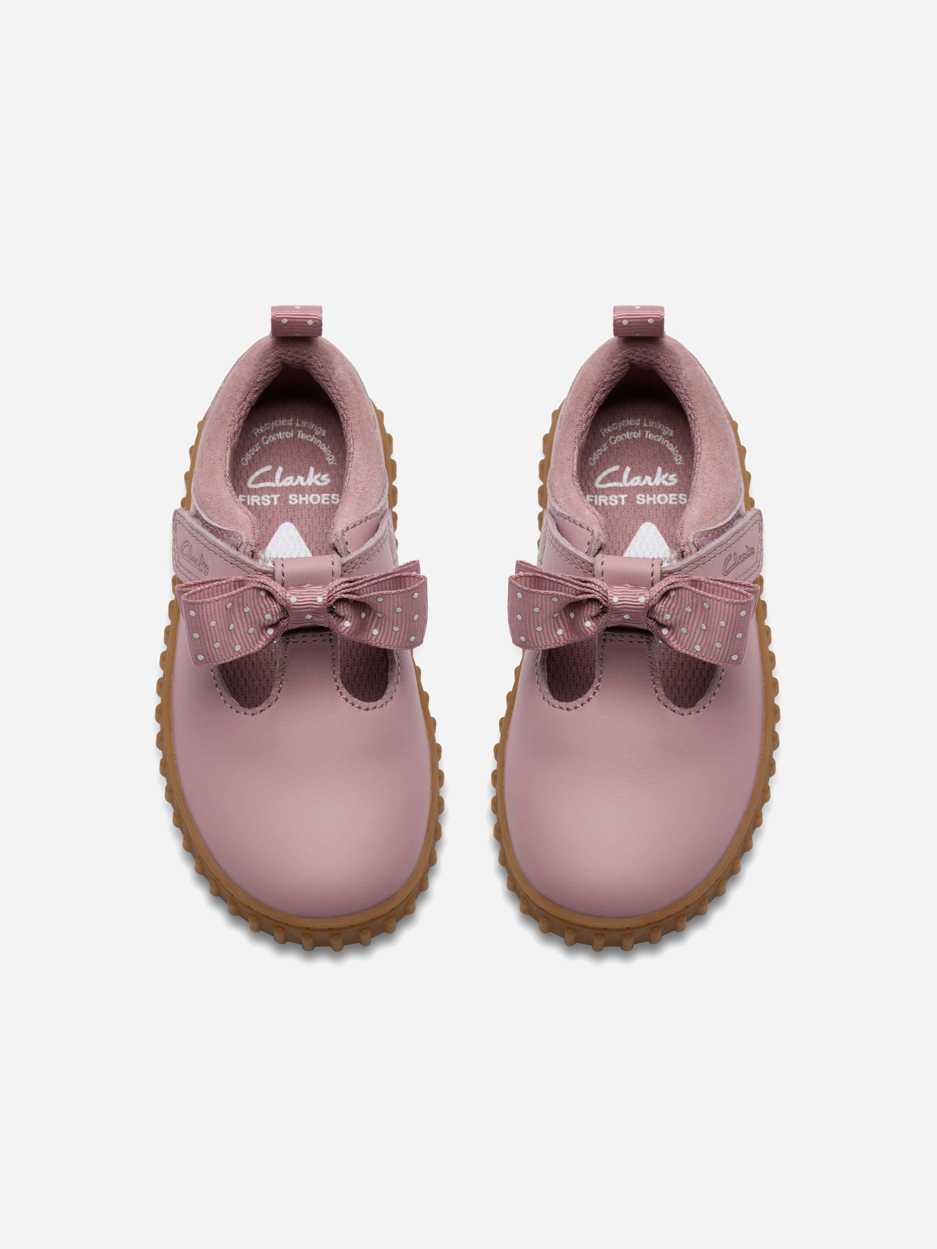Clarks Girls Cove Bow Shoes in Pink (Standard Fit)