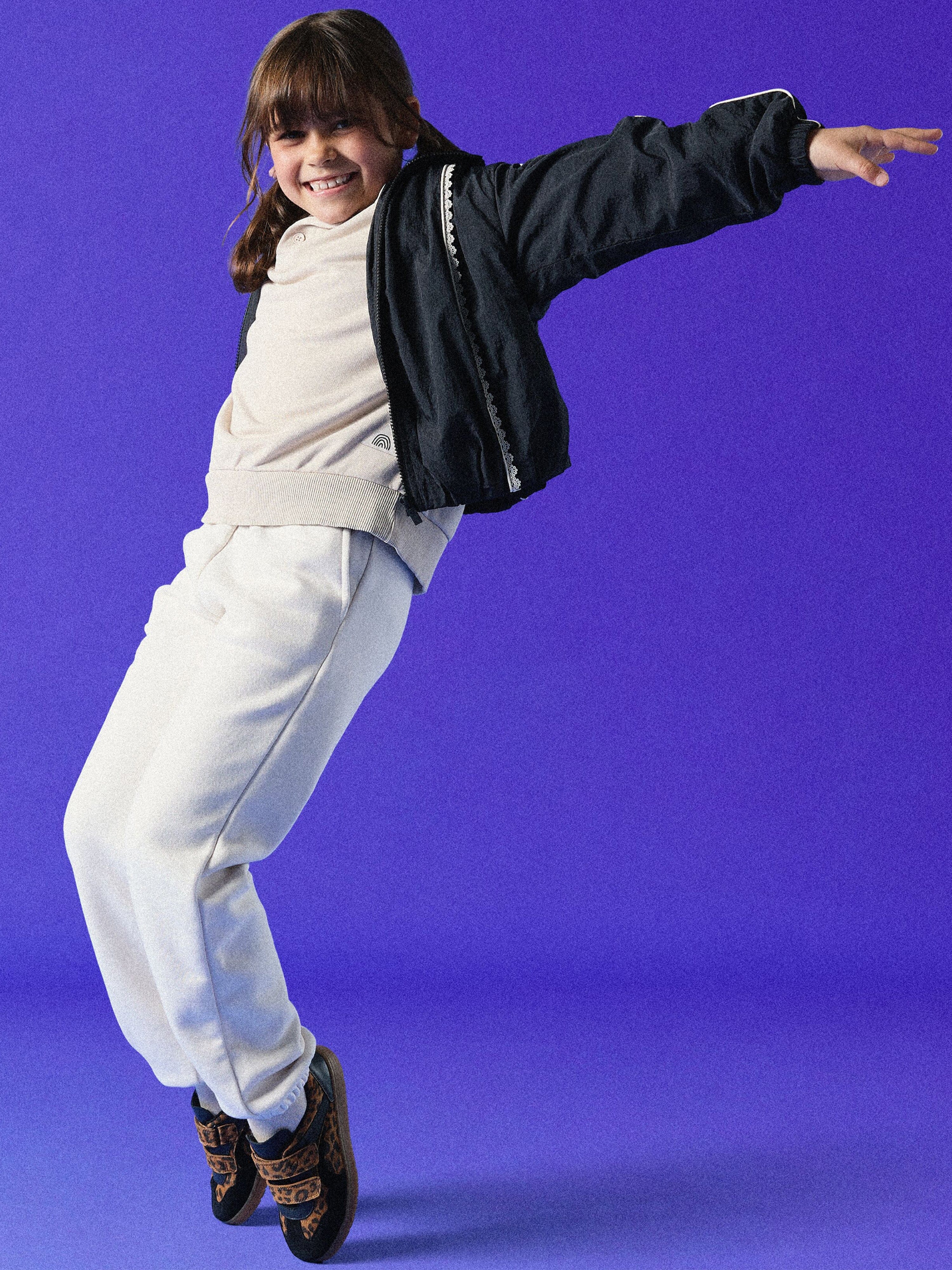 Clarks Girls Disco Vibe Trainers in Brown (Wide Fit)