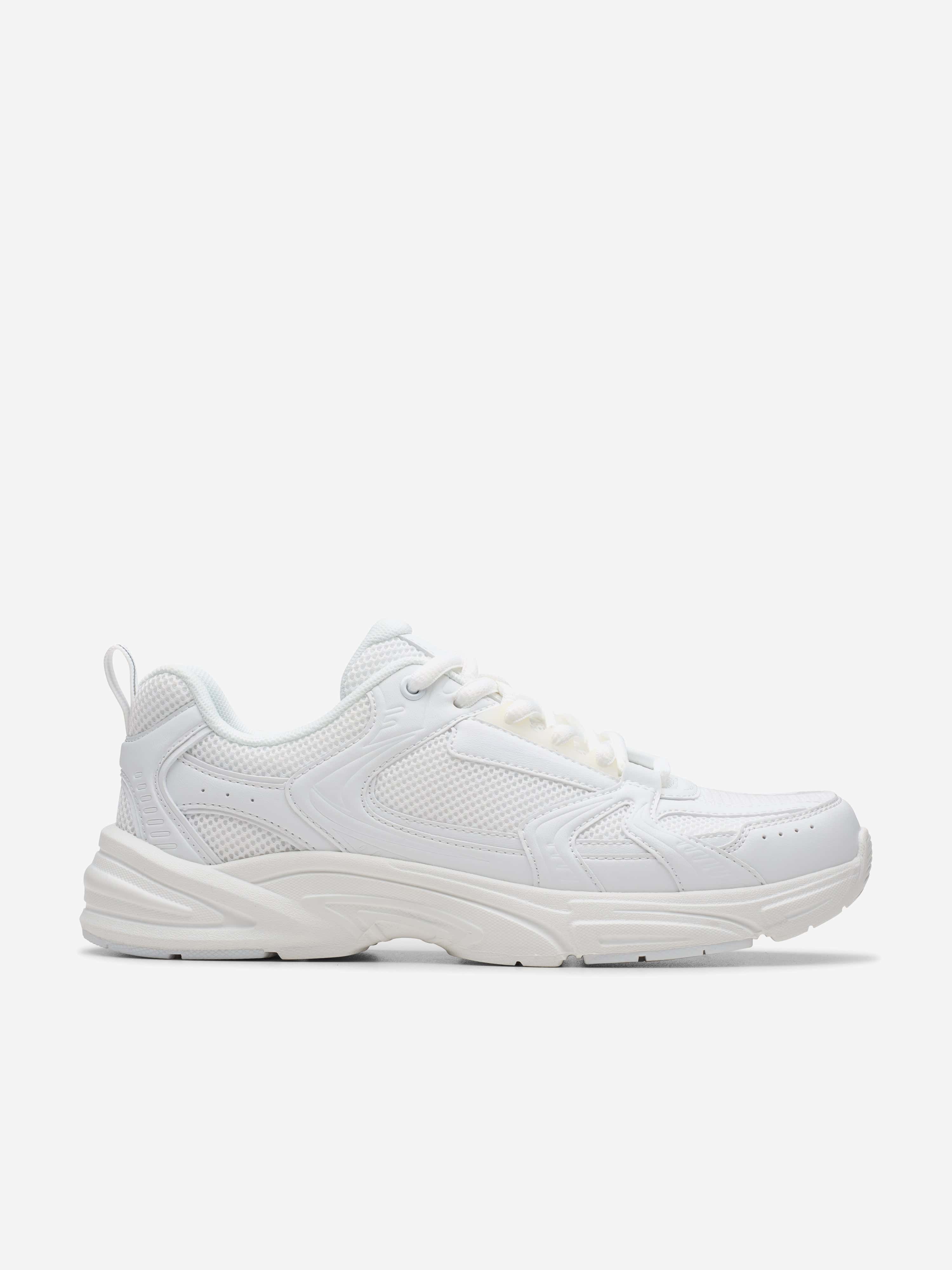 Clarks Kids Crafton Move Trainers in White (Wide Fit)