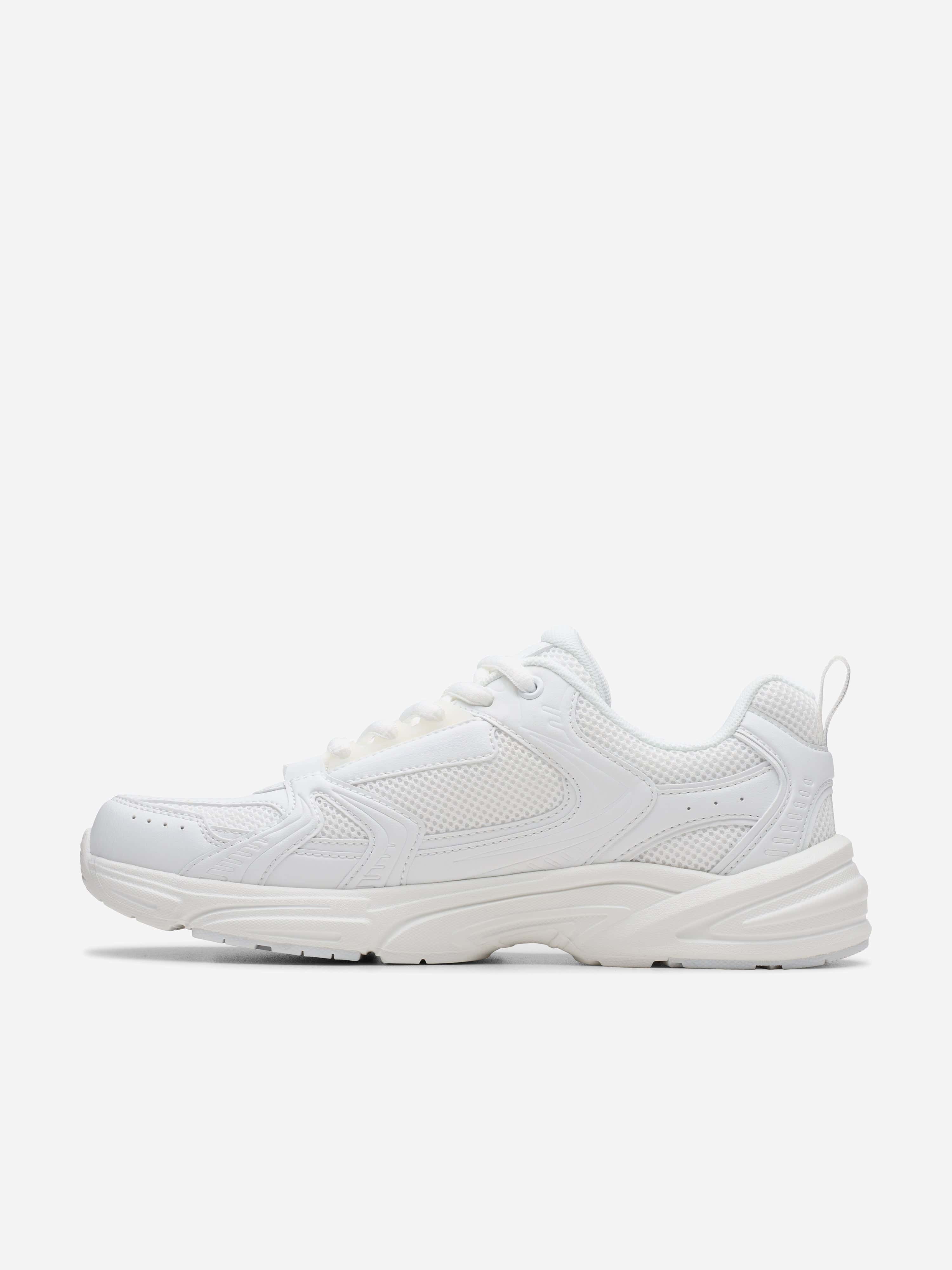 Clarks Kids Crafton Move Trainers in White (Wide Fit)