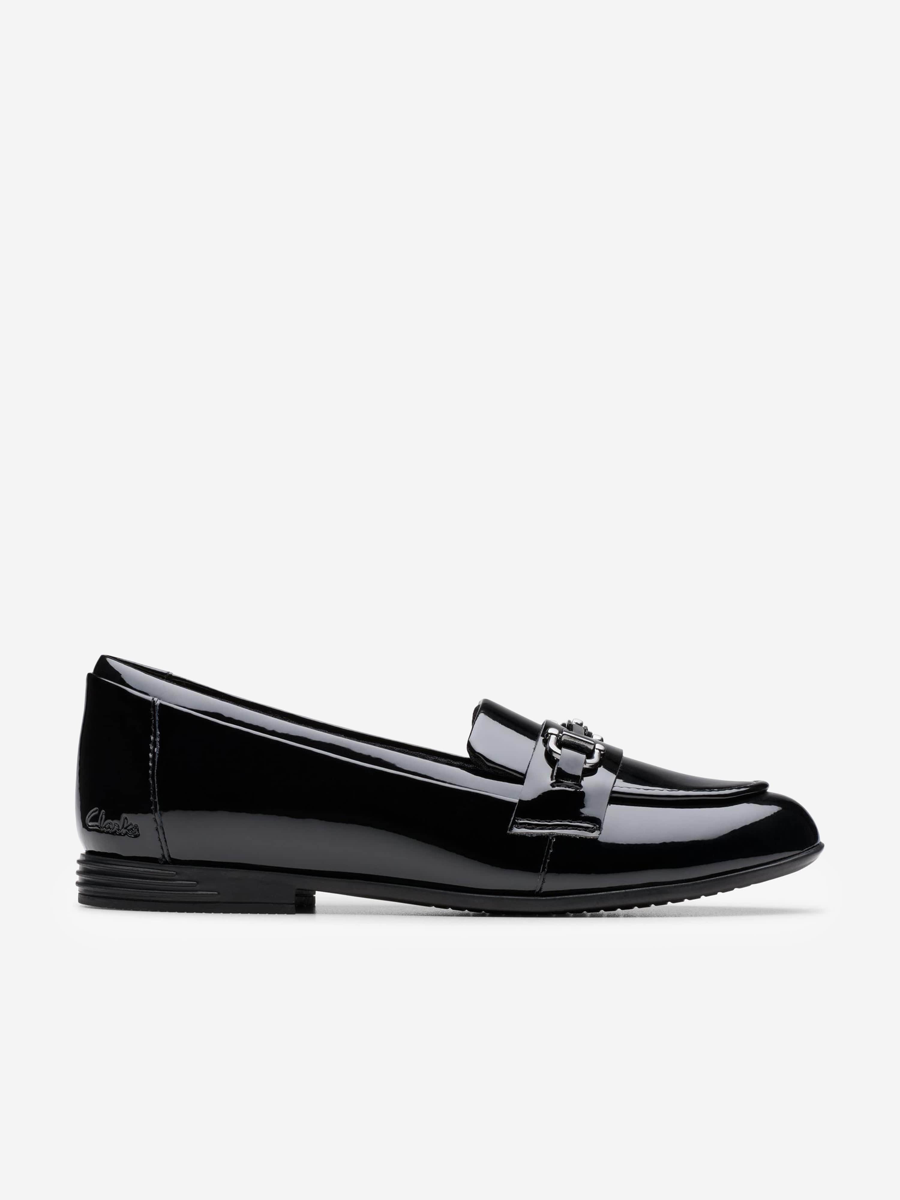 Clarks Girls Patent Leather Finja Loafers in Black (Standard Fit)