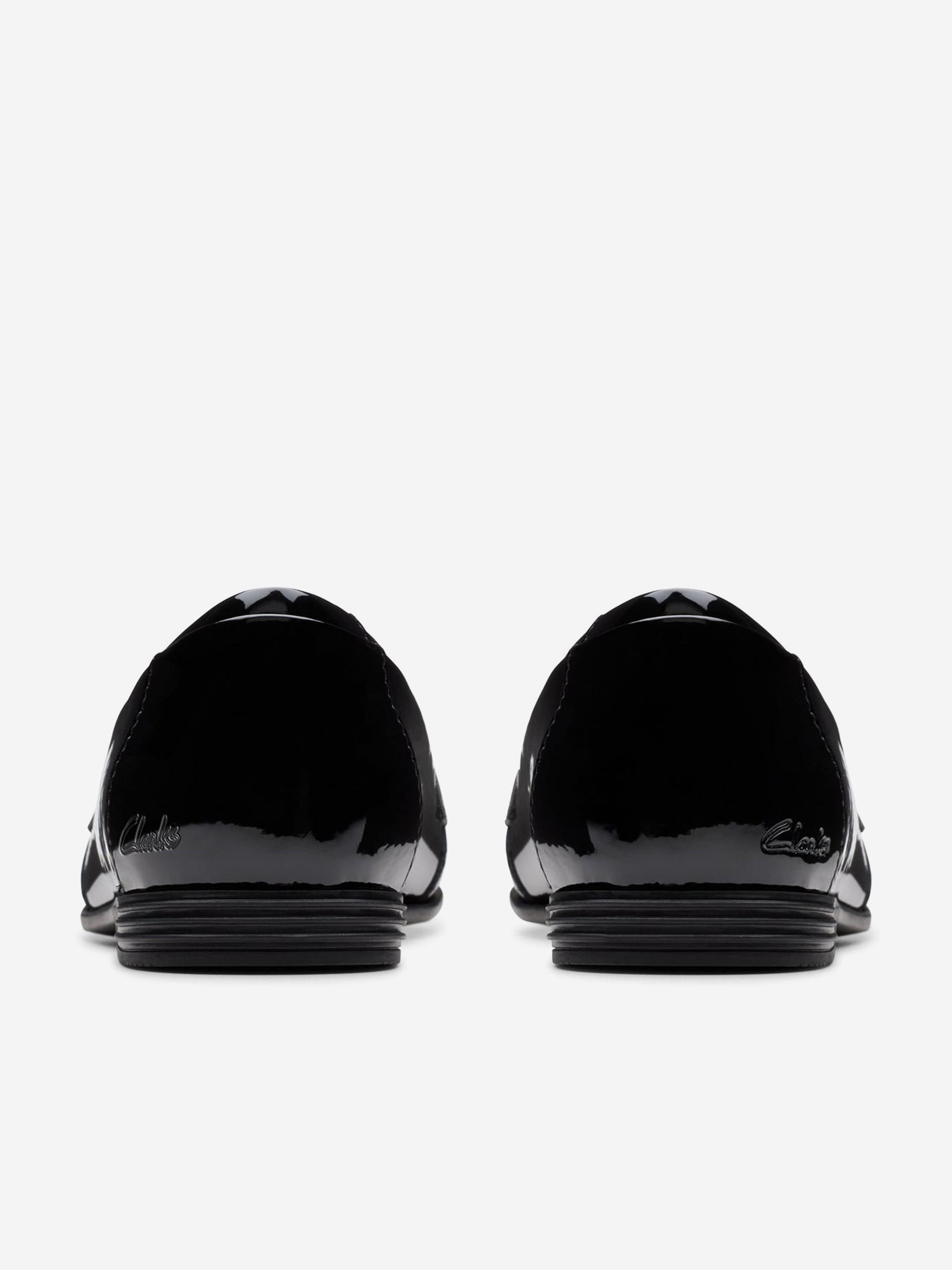 Clarks Girls Patent Leather Finja Loafers in Black (Standard Fit)