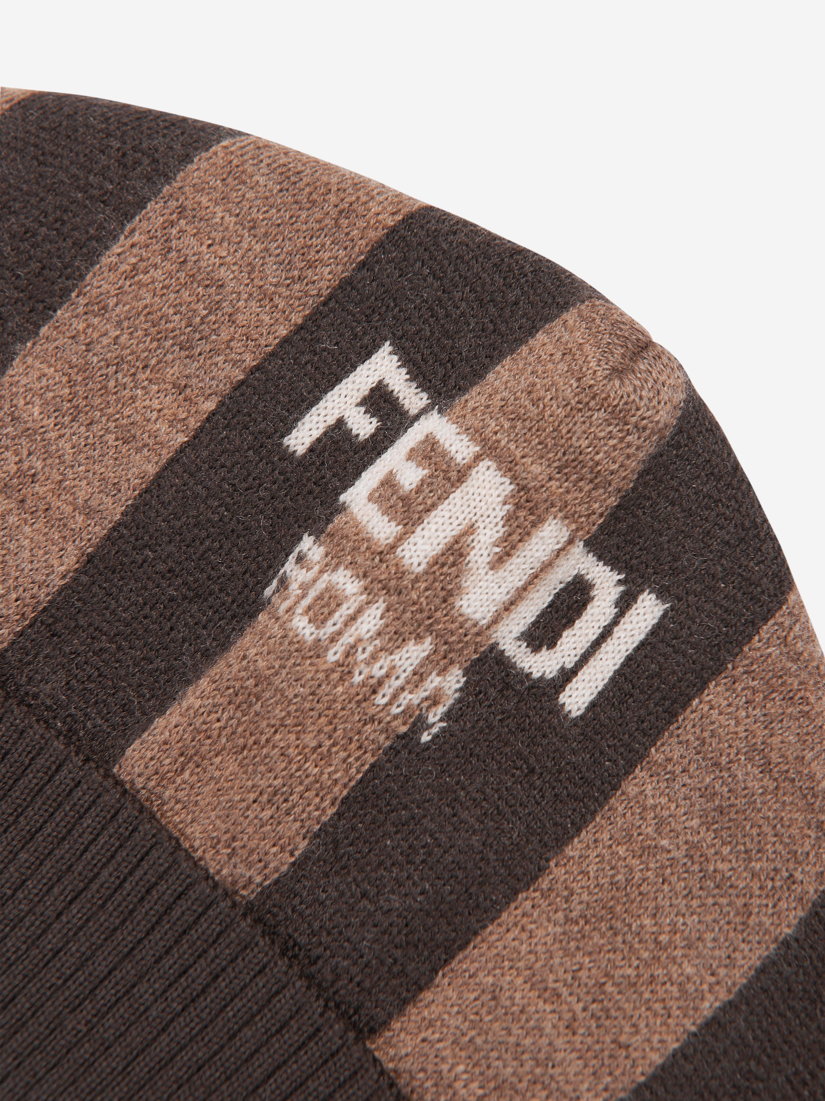 FENA4057_BROWN_3