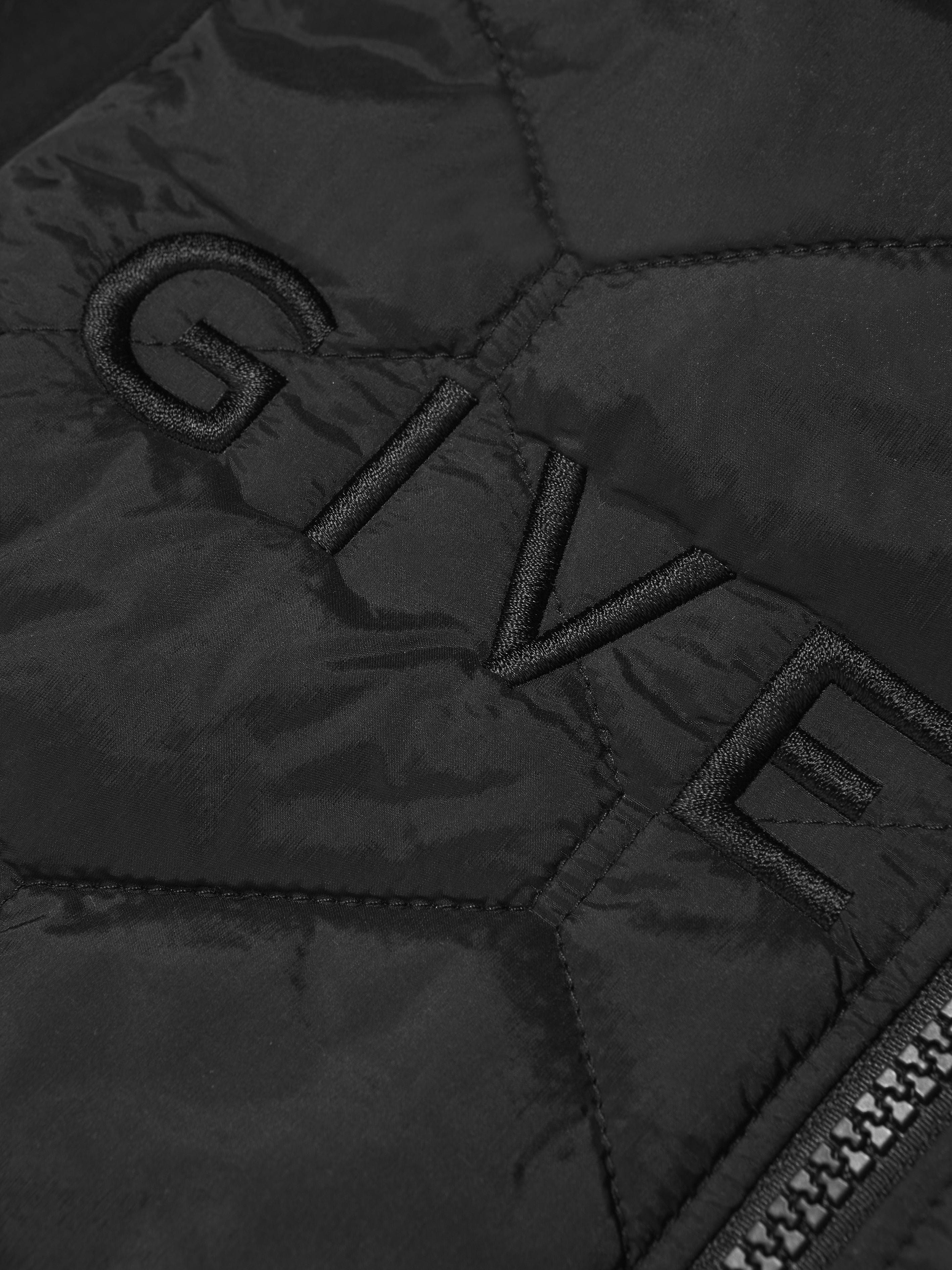 GIVENCHY_C84515_4