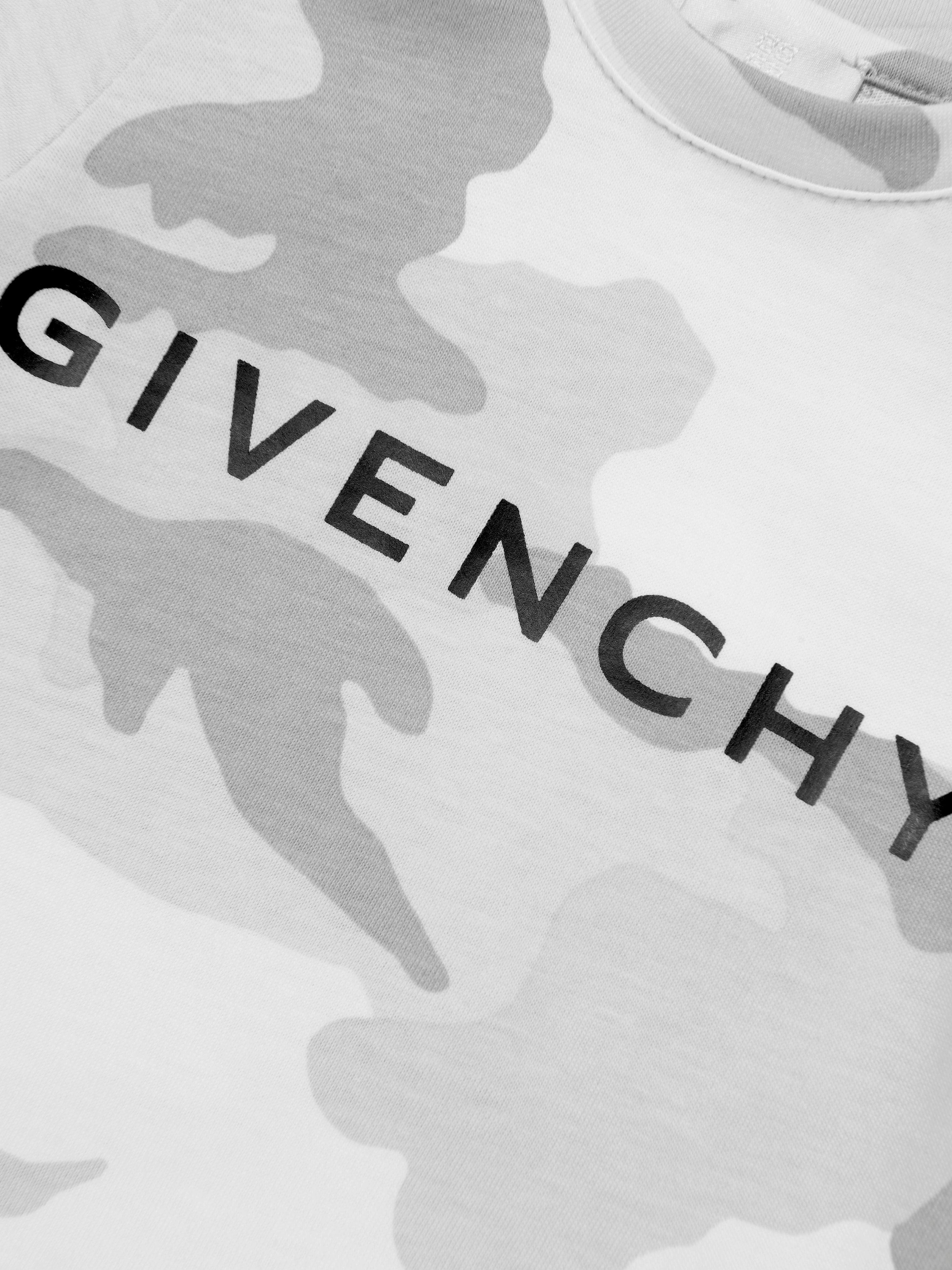 Givenchy Baby Boys Camouflage T-Shirt in Grey