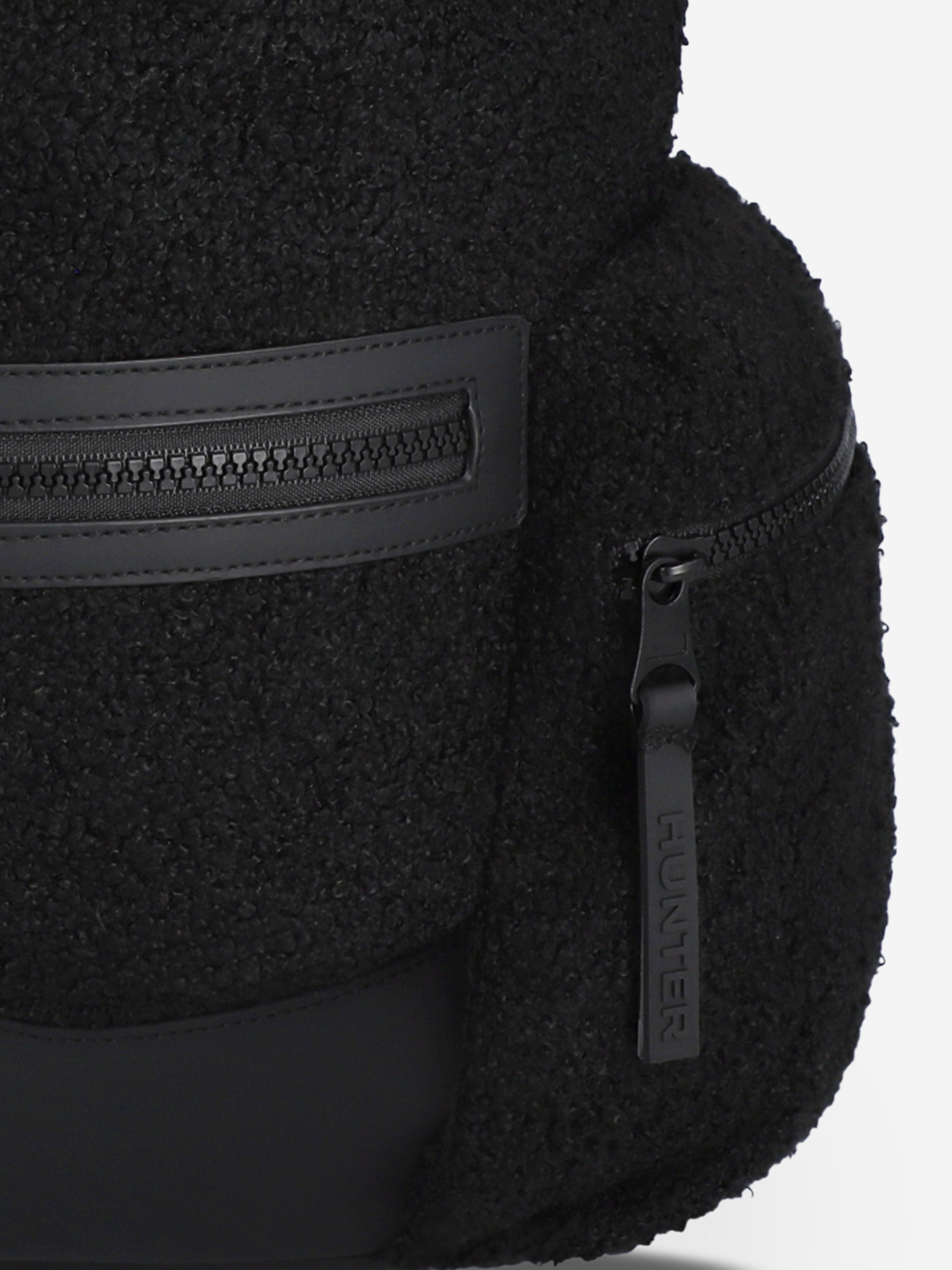 Hunter Kids Renfrew Borg Sherpa Top Clip Backpack in Black (38cm)