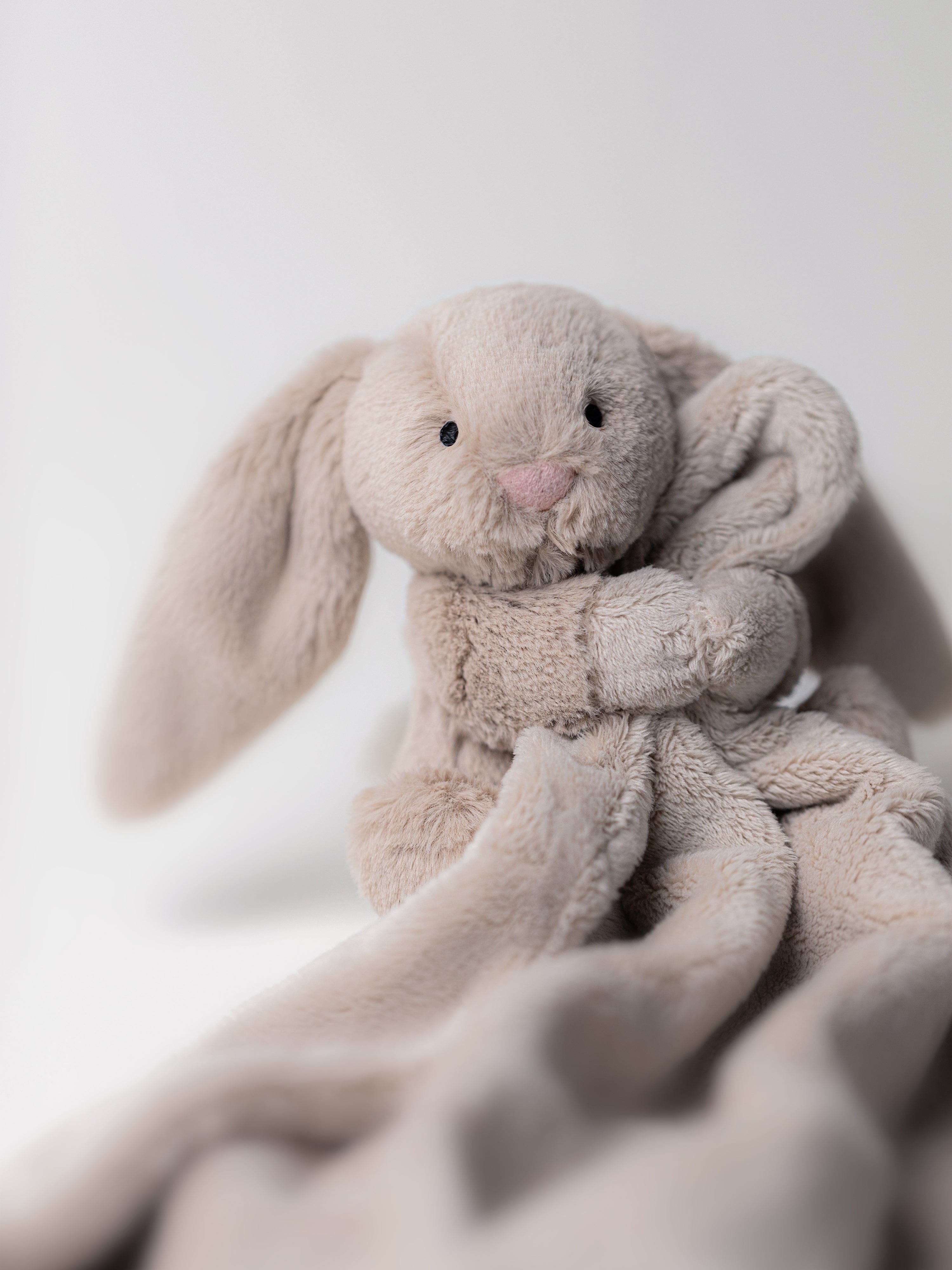 Bashful Bunny Soother in Beige (34 CM)