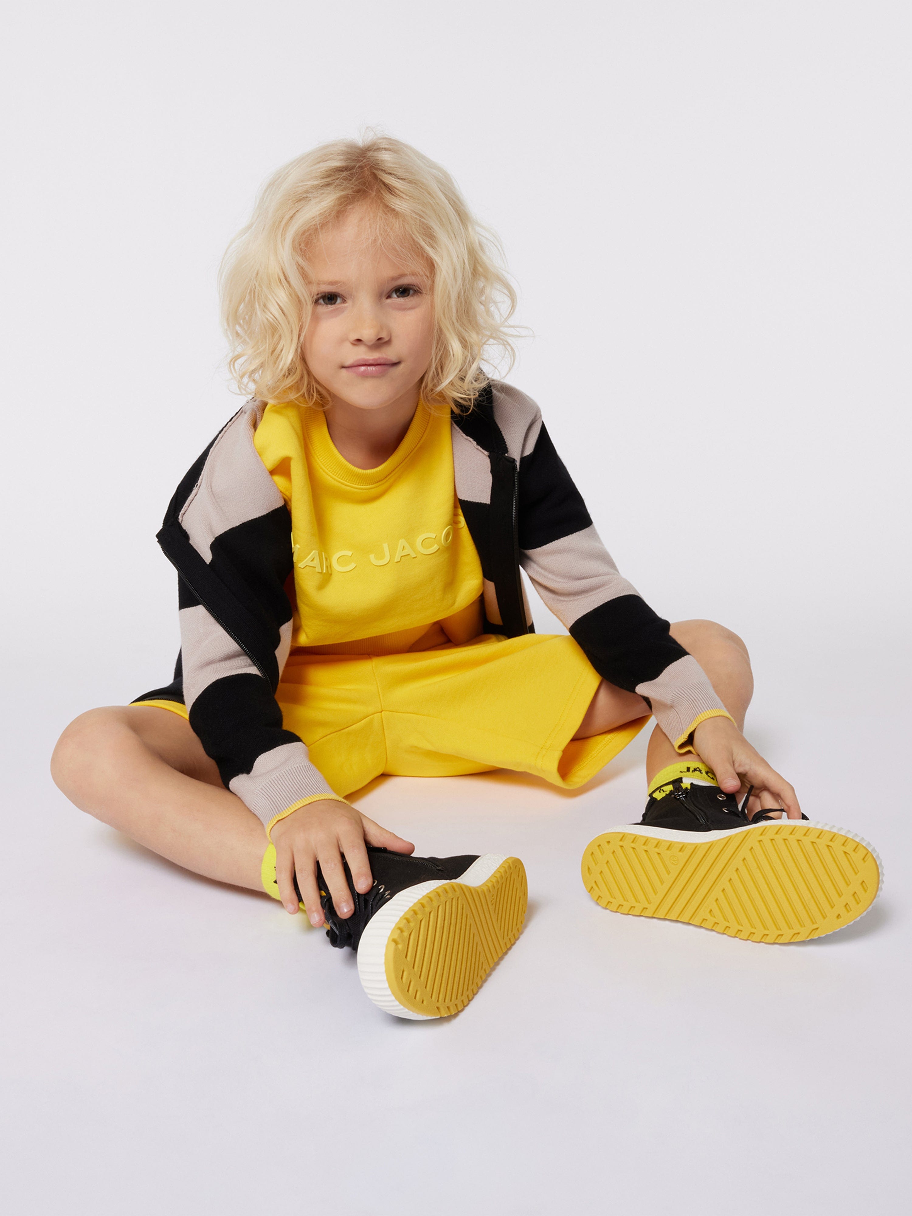 MARA4040_YELLOW_2