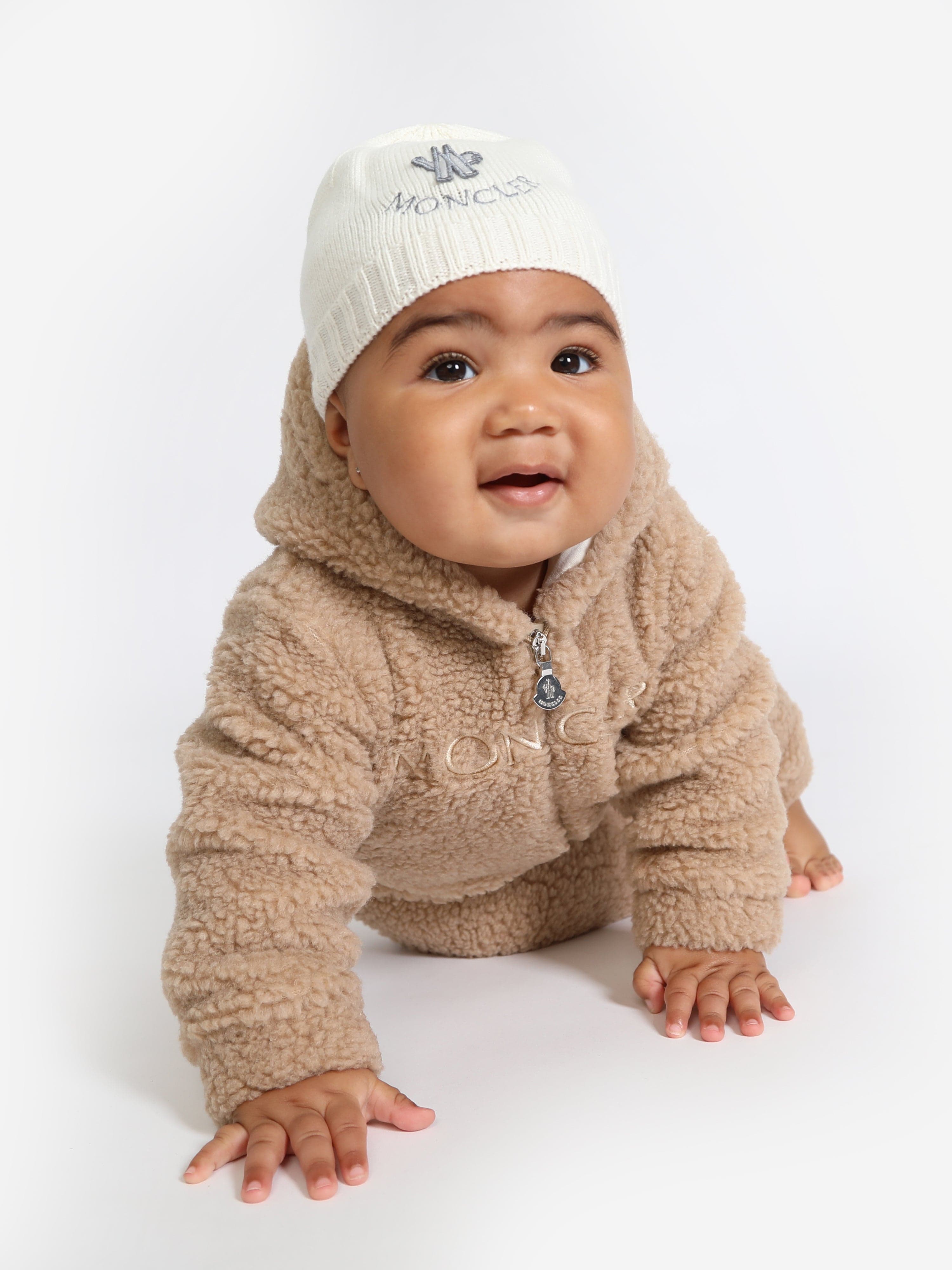 Moncler Enfant Baby Logo Beanie Hat in Ivory