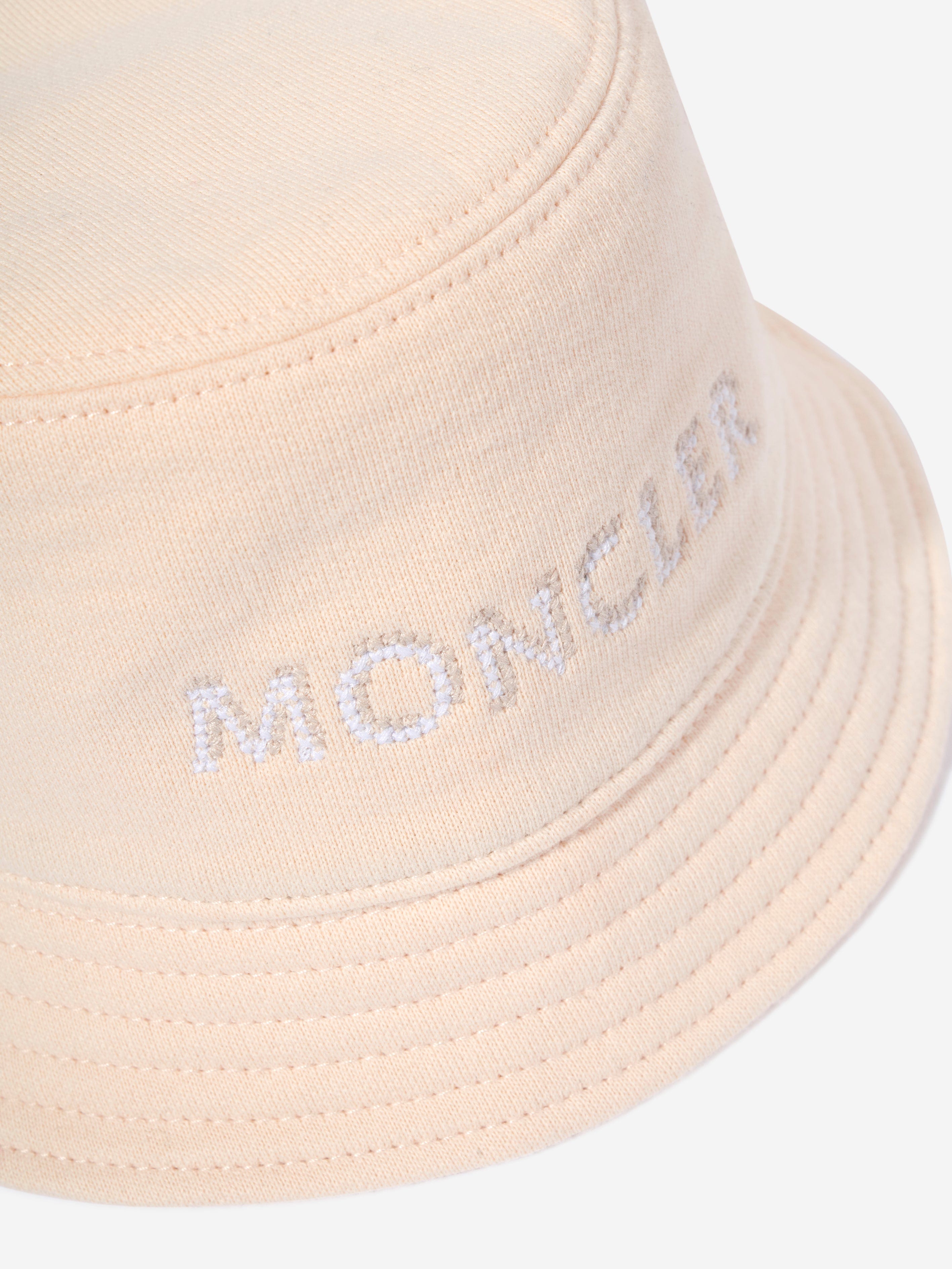 Moncler Enfant Girls Logo Bucket Hat in Ivory