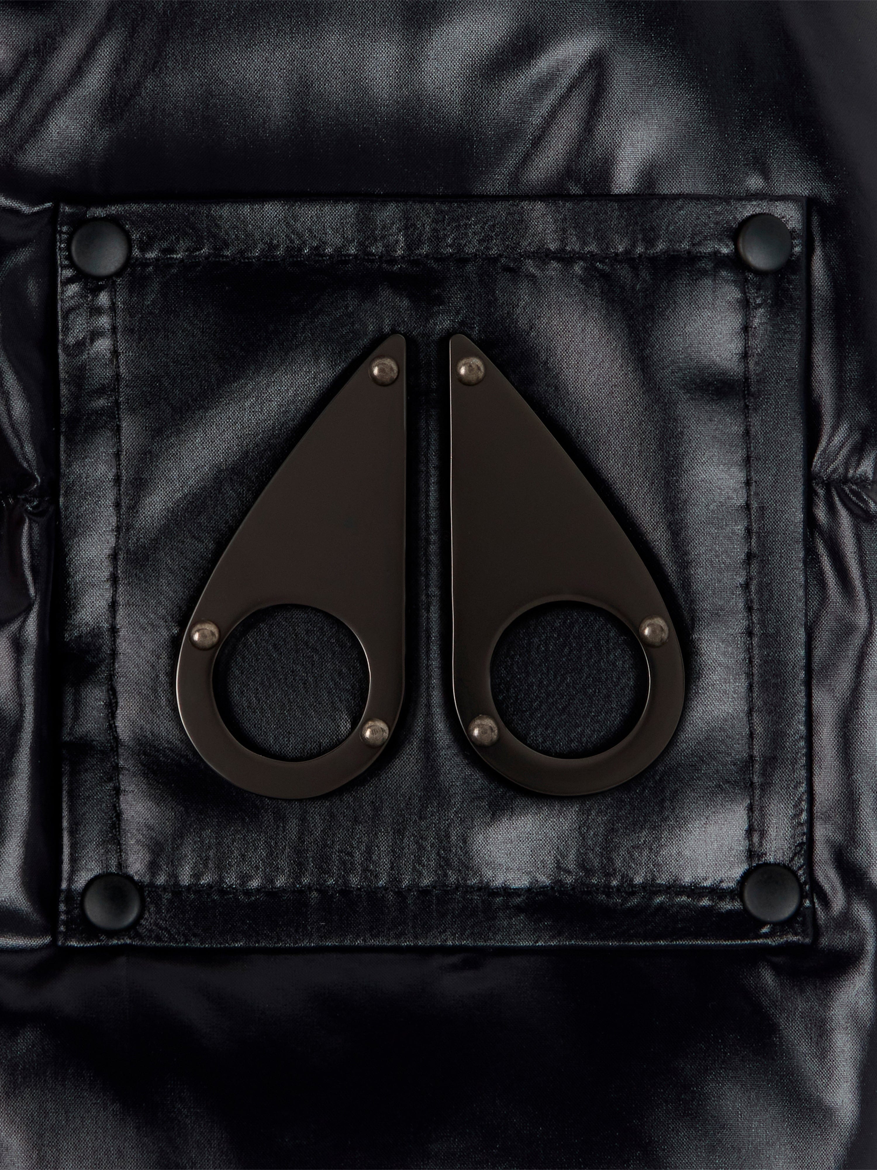 Moose Knuckles Kids Kings Down Padded Puffer Jacket in Black