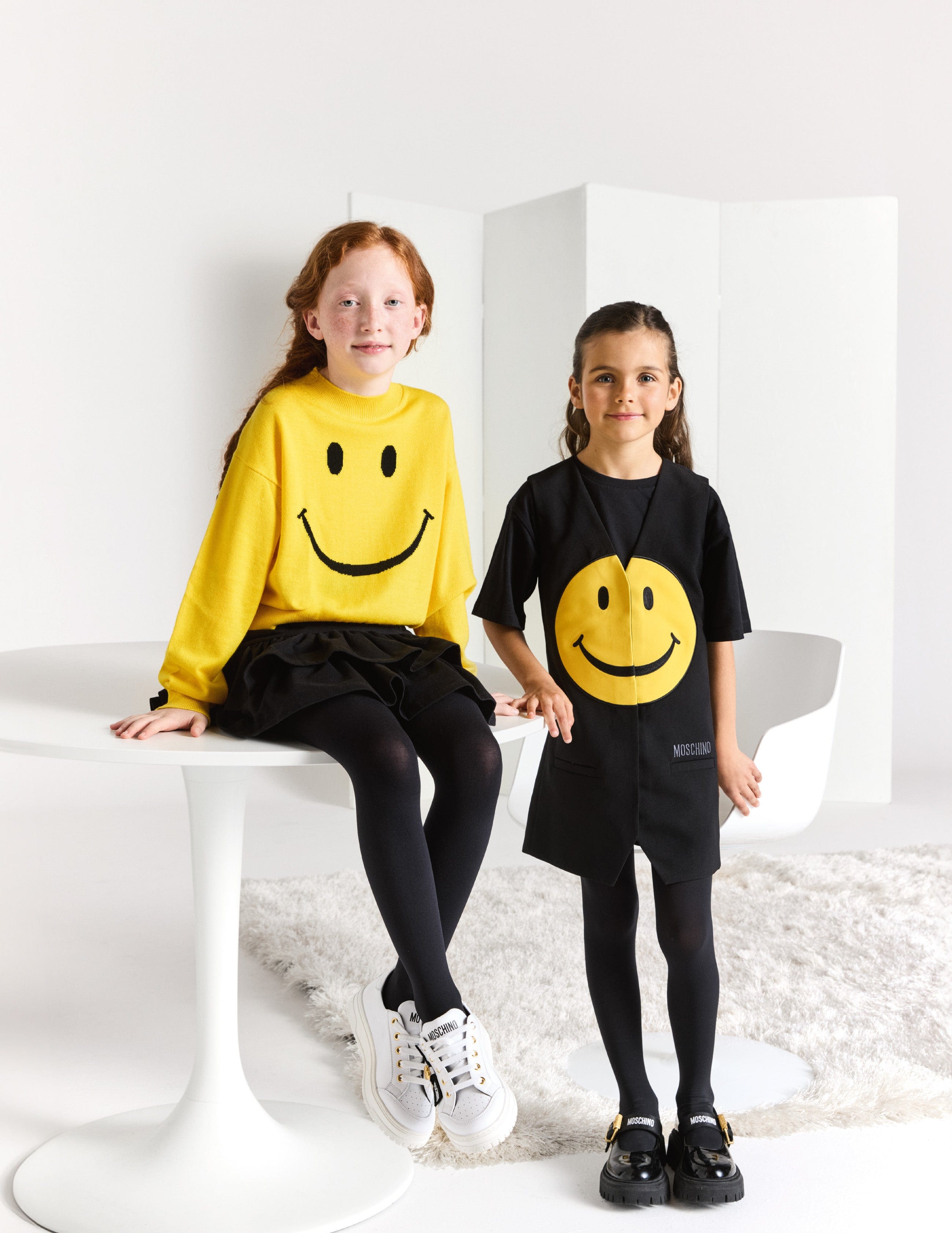 Moschino Kids Wool Smiley Face Jumper in Yellow