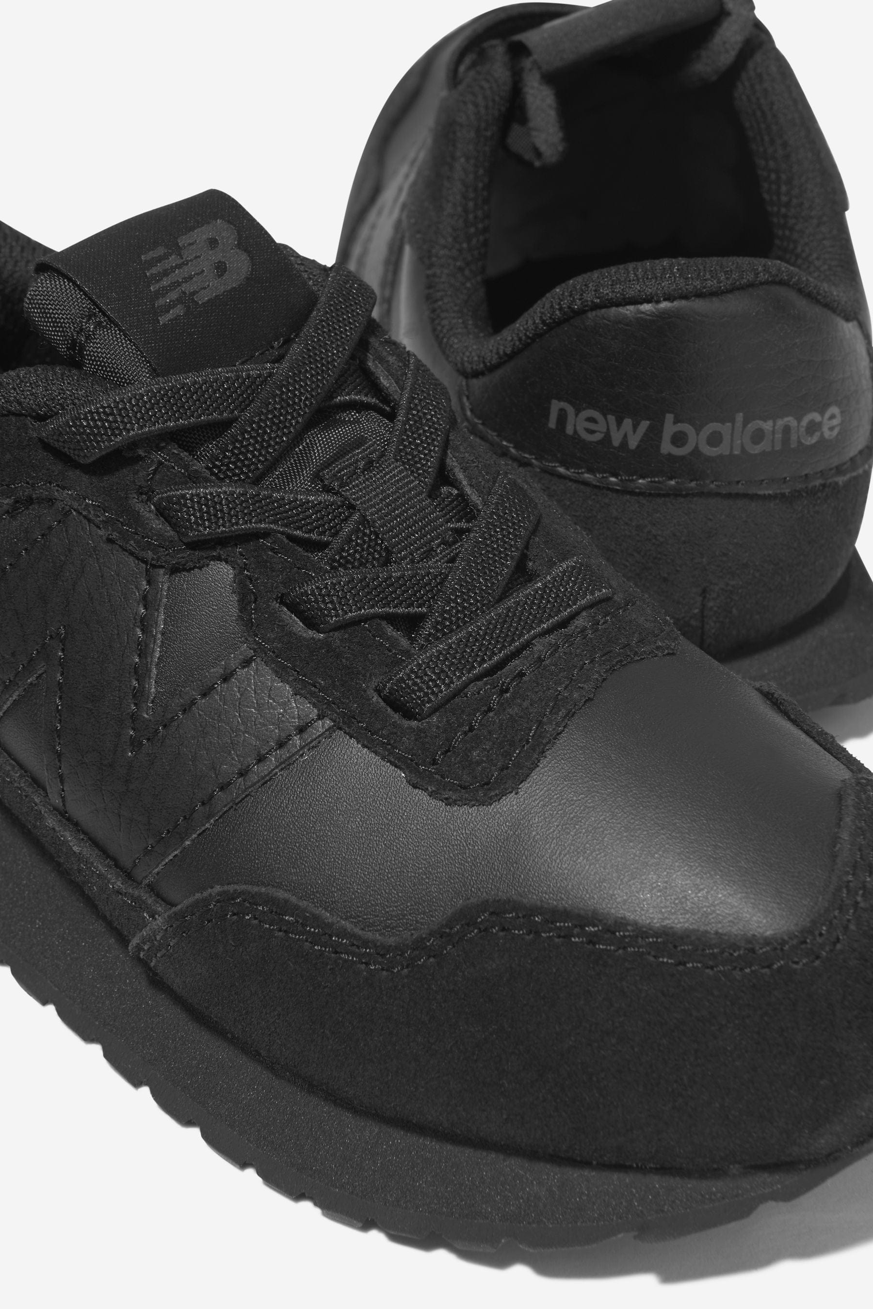 New Balance Kids 237 Pre Trainers