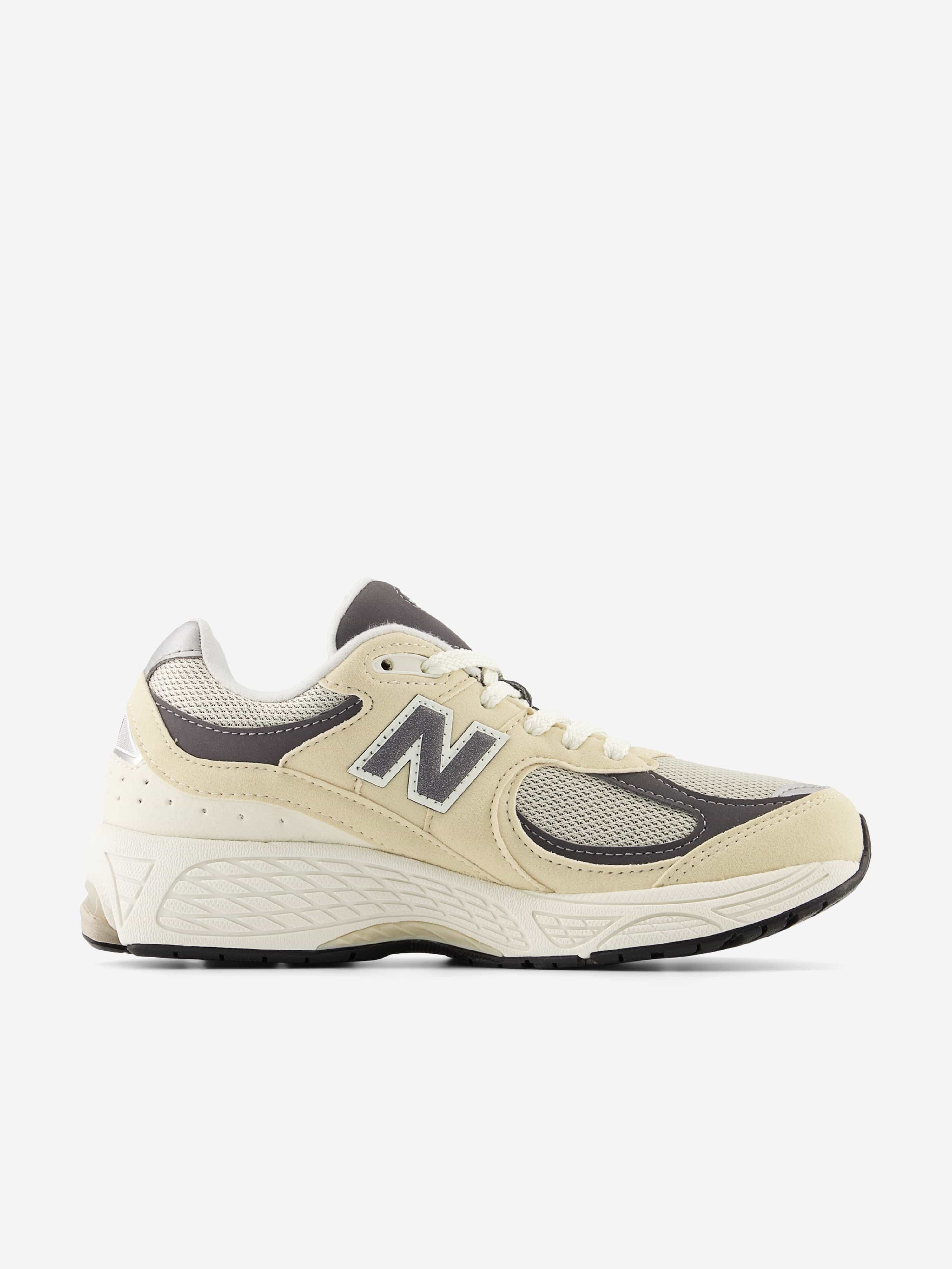 New Balance Boys 2002 Trainers in Beige