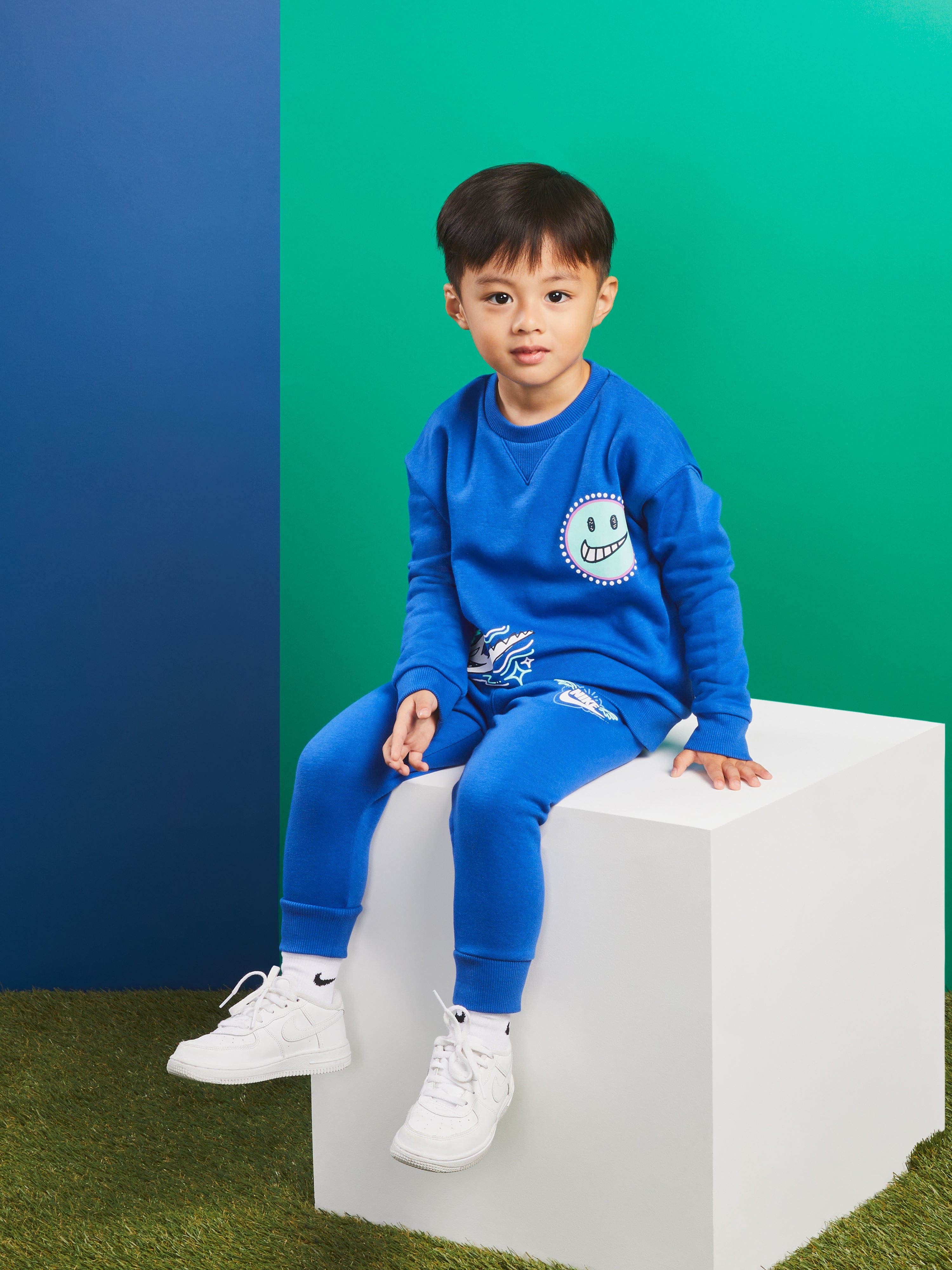 Nike Boys NSW Art Of Play Tracksuit in Blue