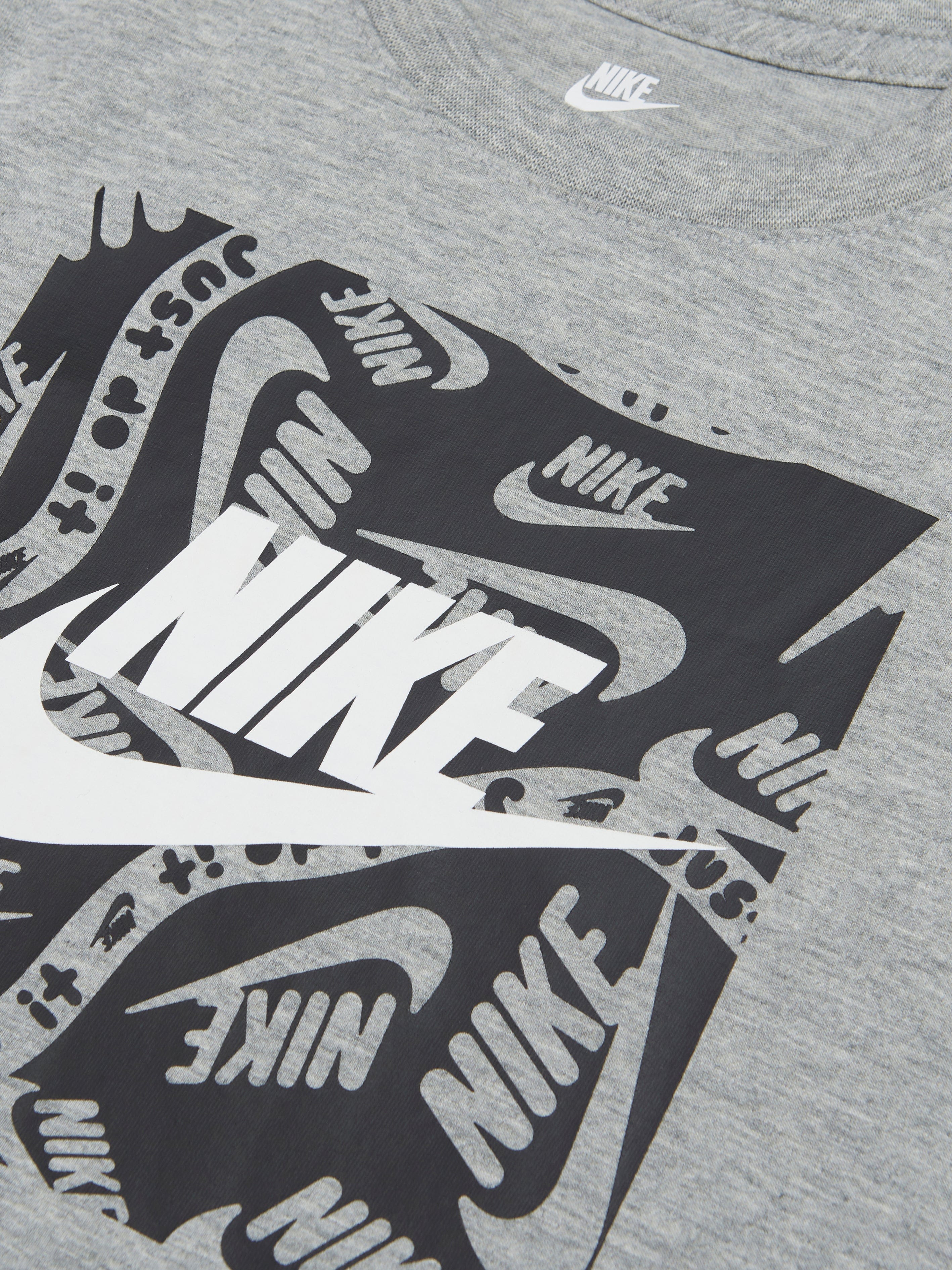 Nike Boys Brandmark Square T-Shirt in Grey