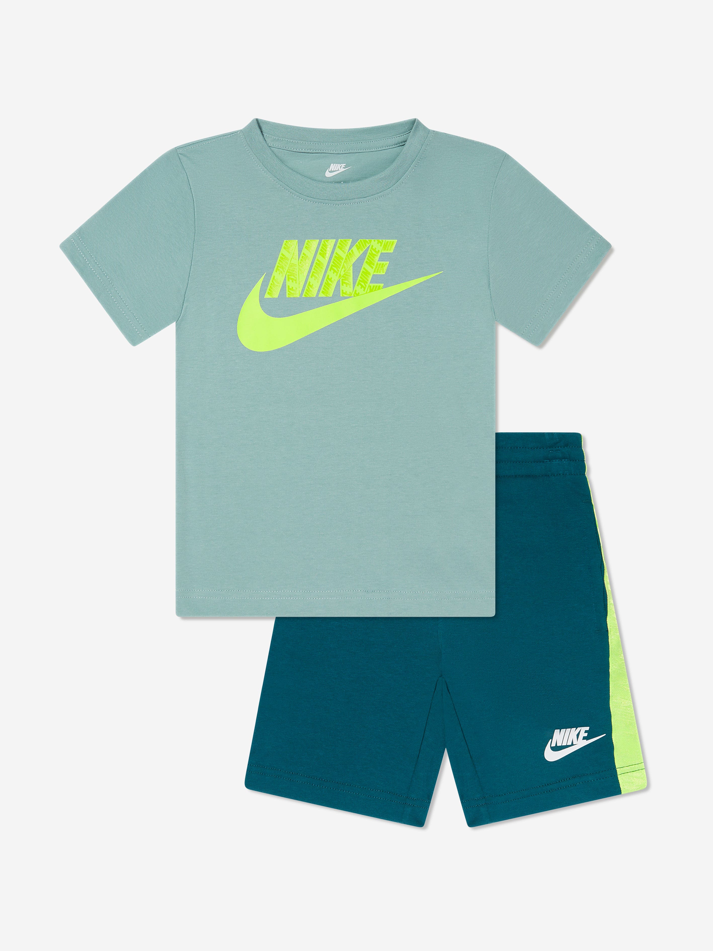 Nike Boys NSW Tape Shorts Set in Green