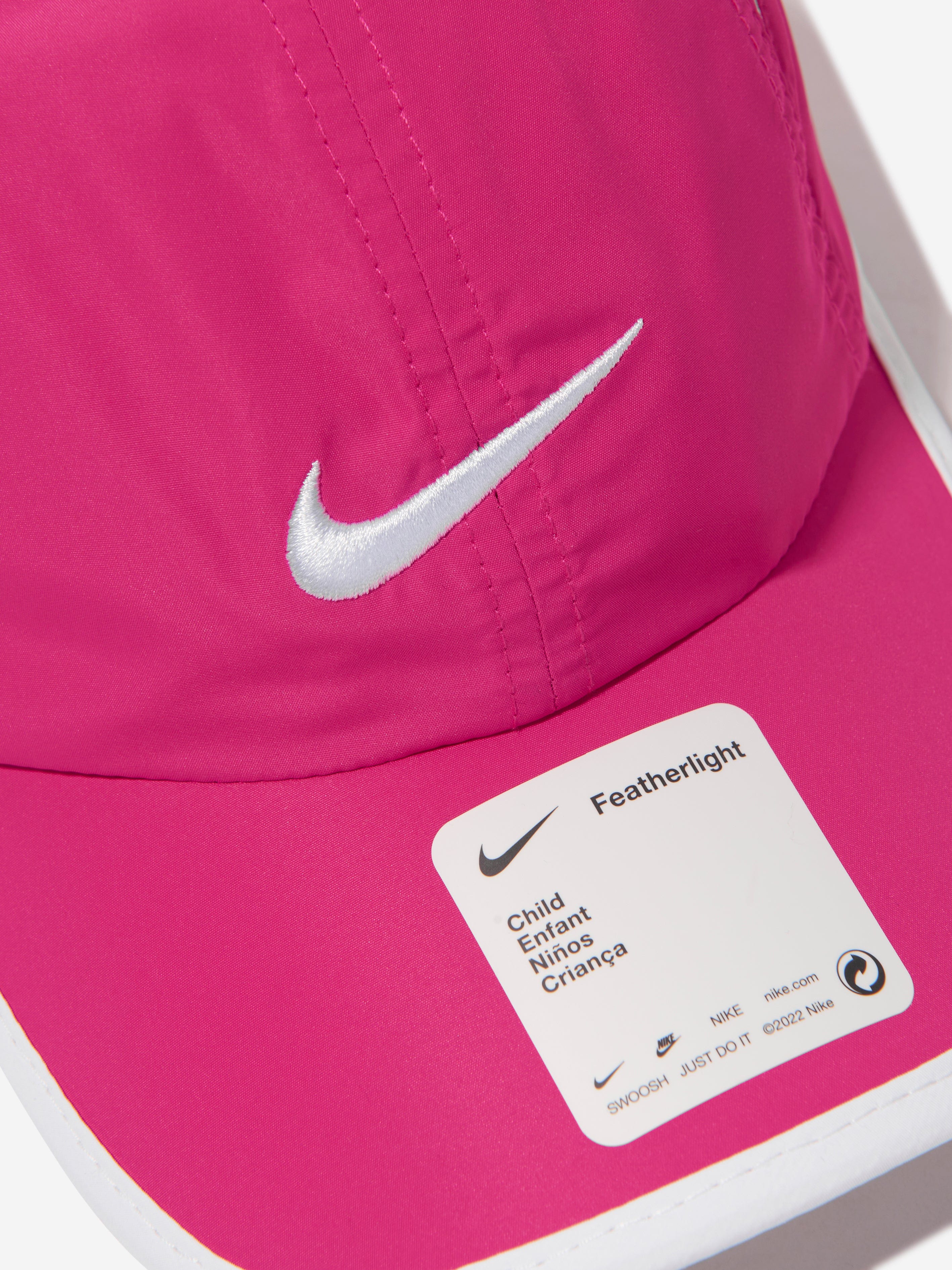 Nike Girls Featherlight Cap in Pink