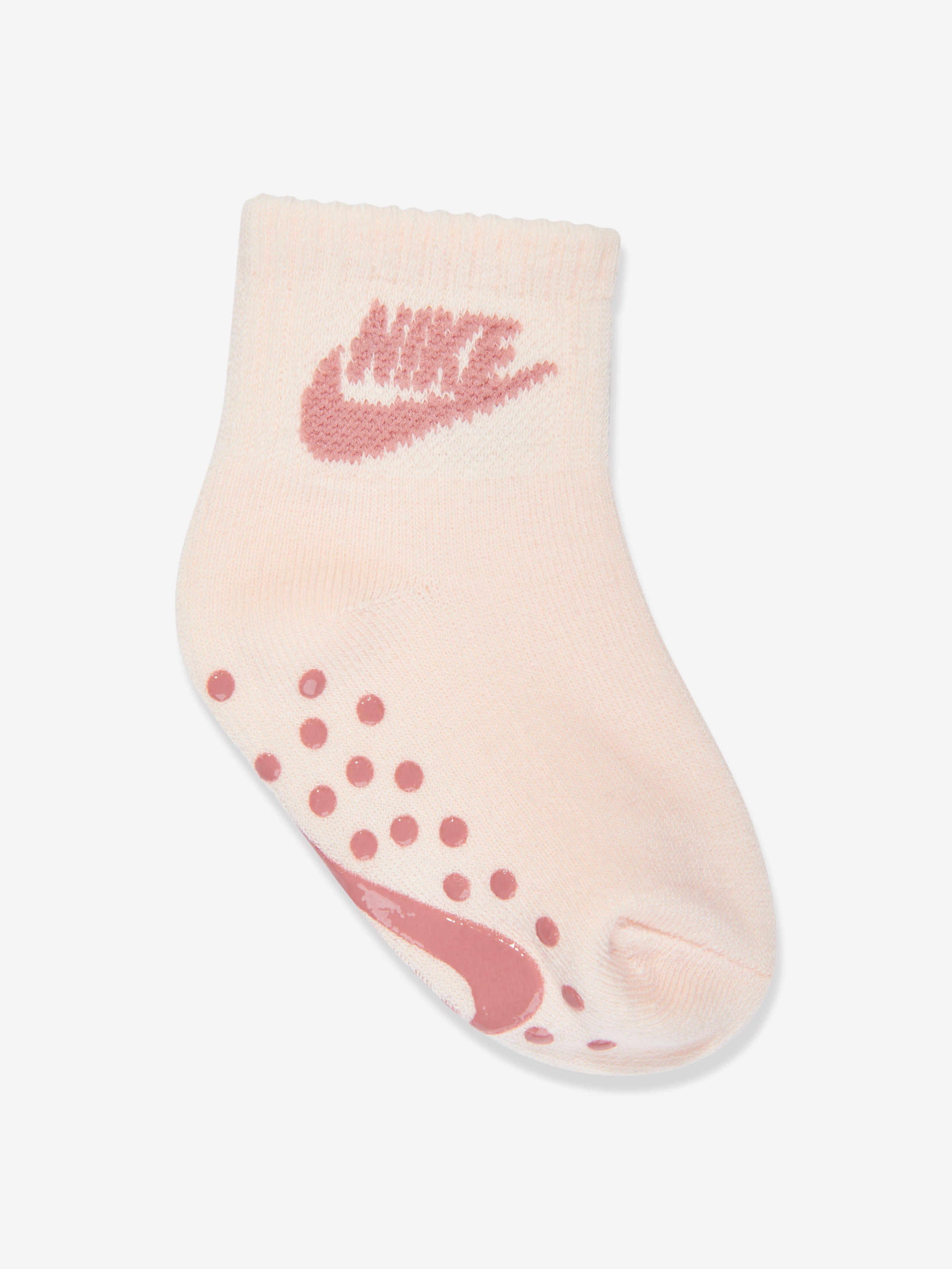 Nike Baby Girls 3 Pack Infant Grip Socks Set in Pink