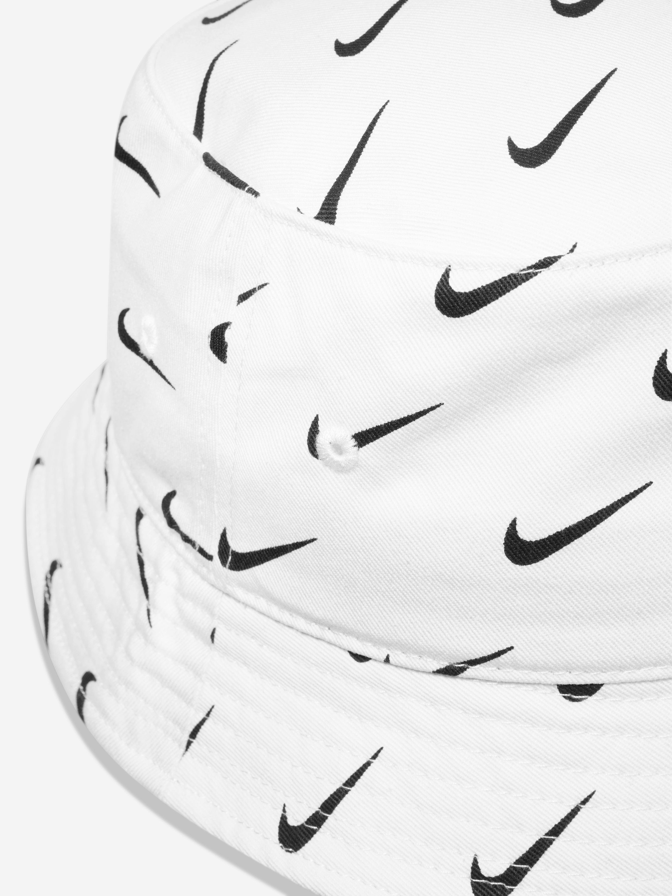 Nike Kids Swoosh Print Bucket Hat in White