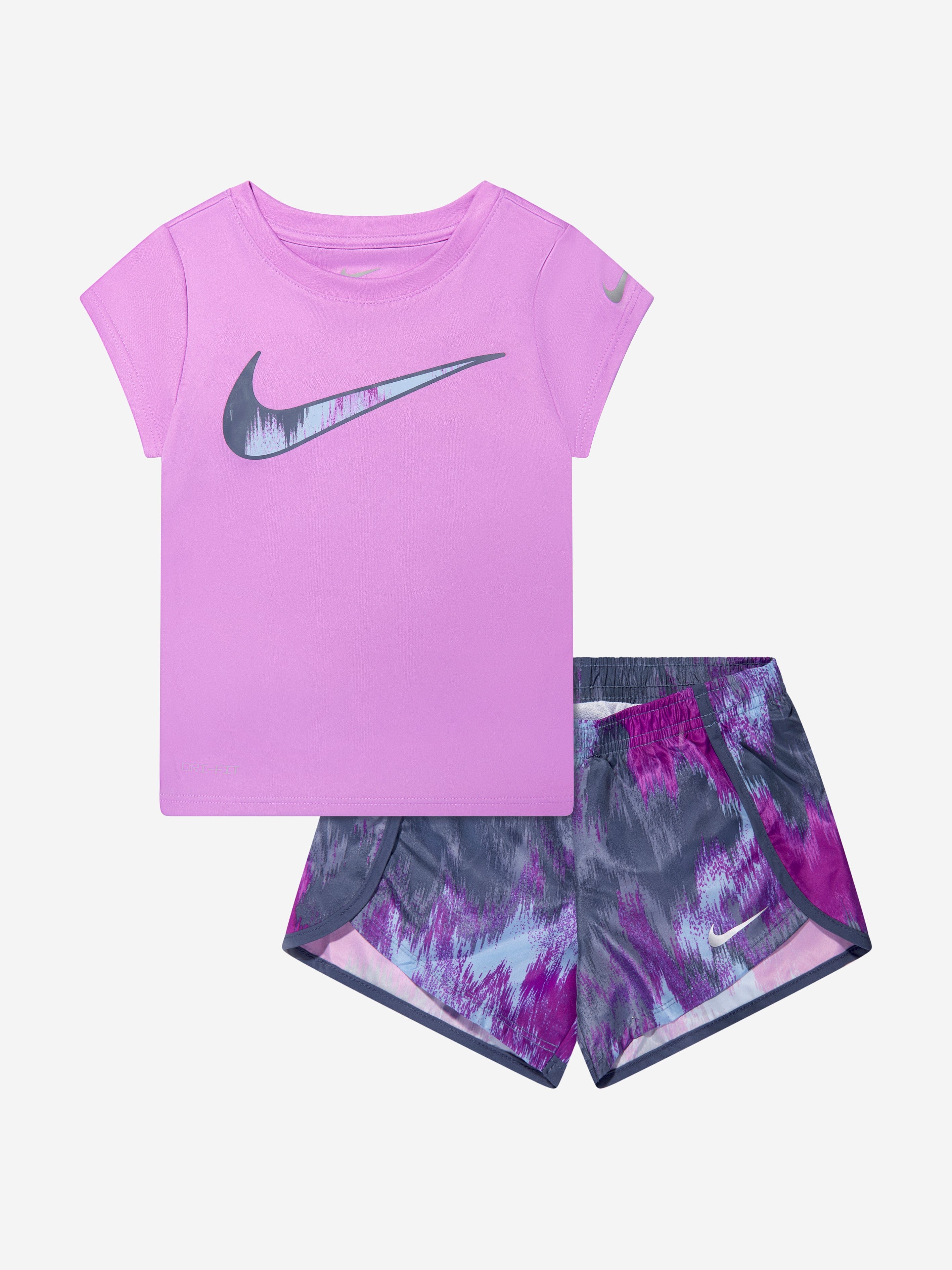 Nike Girls T-Shirt And Sprinter Shorts Set in Blue