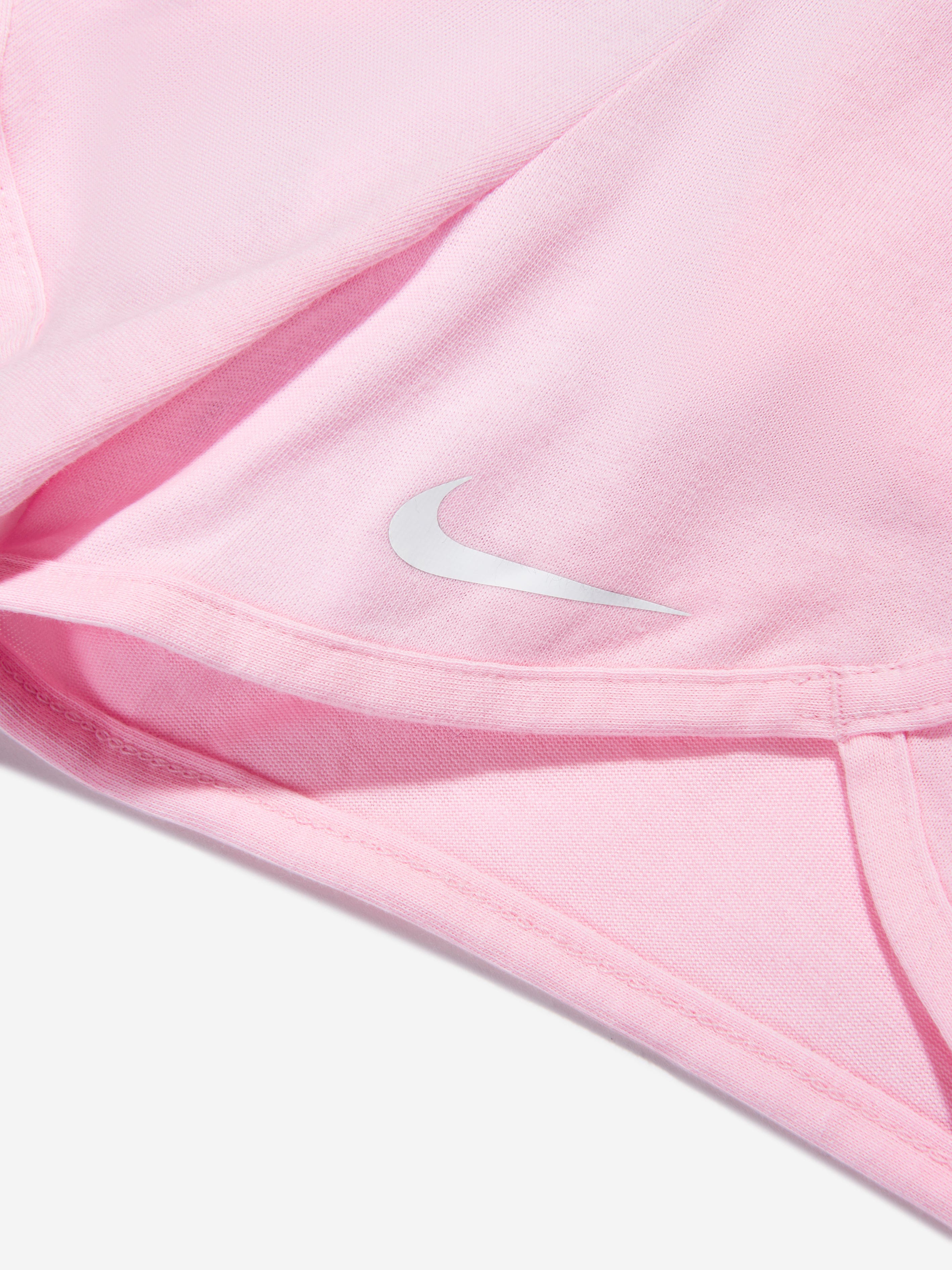 Nike Girls Icon Shorts in Pink