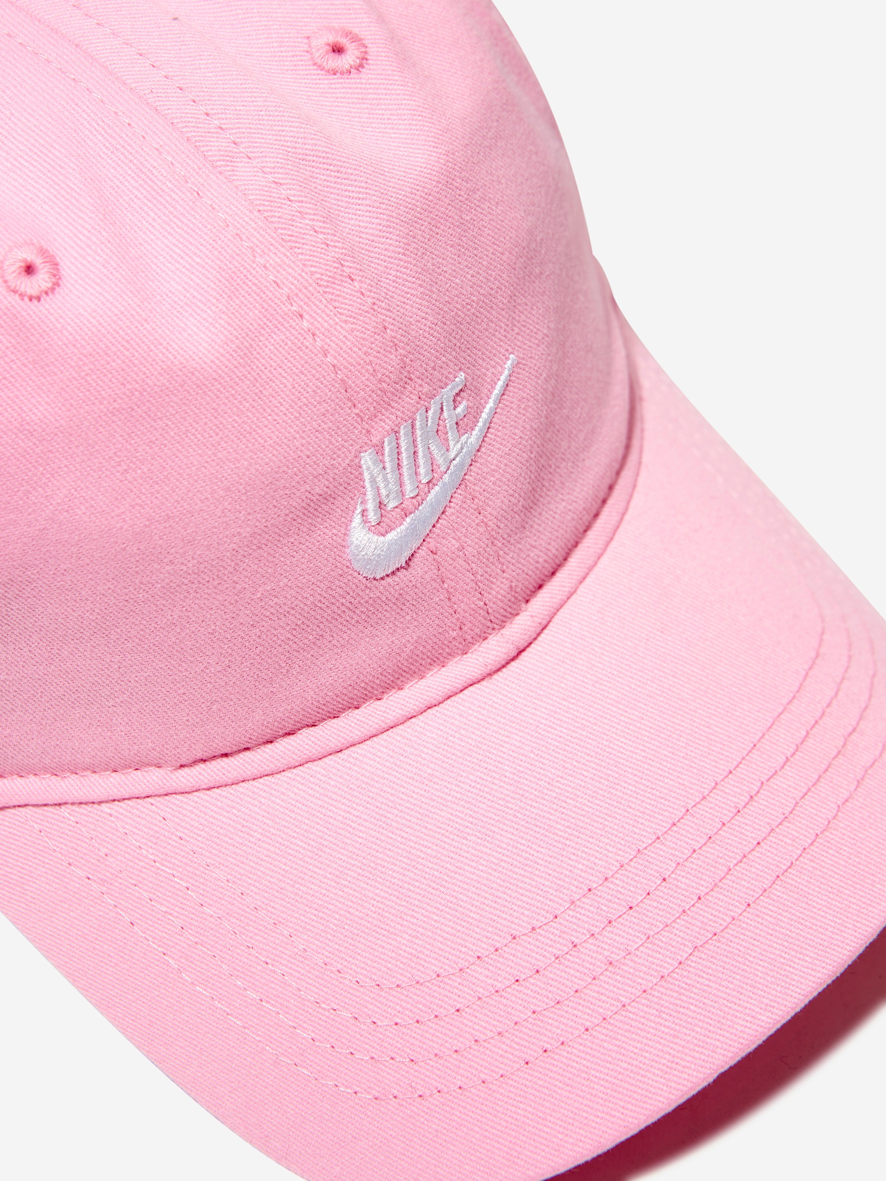 Nike Girls Future Curve Brim Cap in Pink