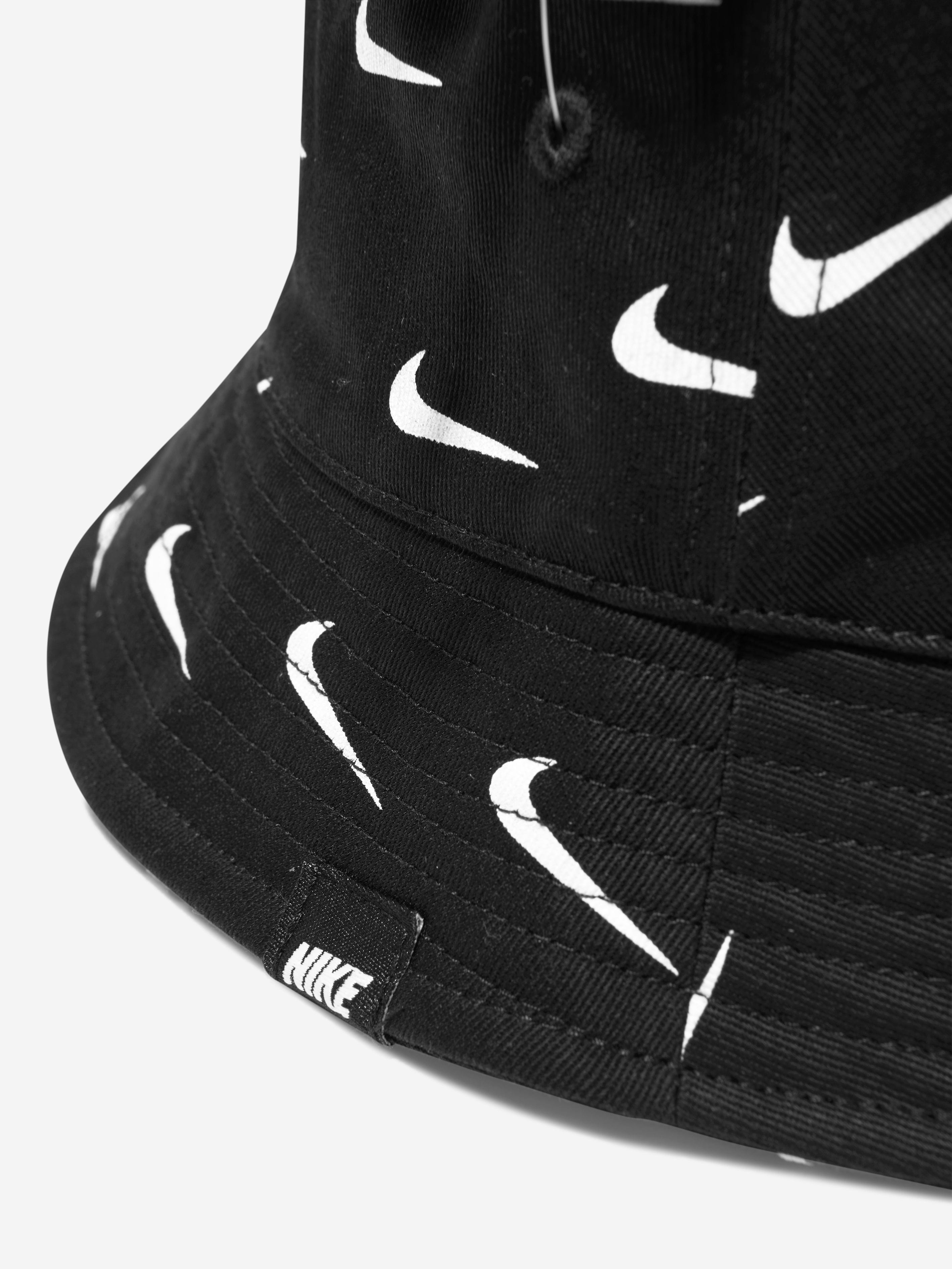 Nike Kids Swoosh Print Bucket Hat in Black