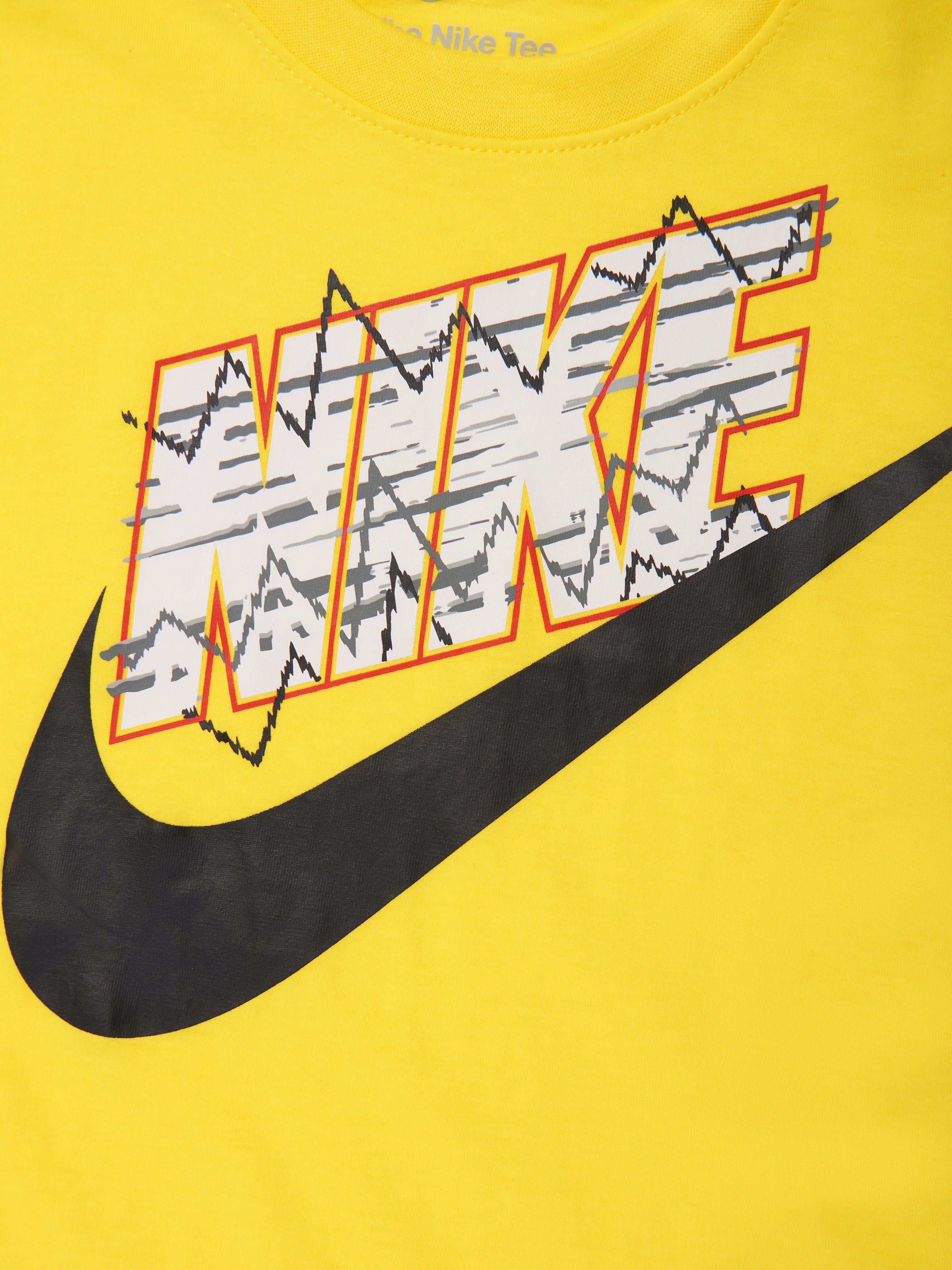 Nike Boys Wave Futura T-Shirt in Yellow