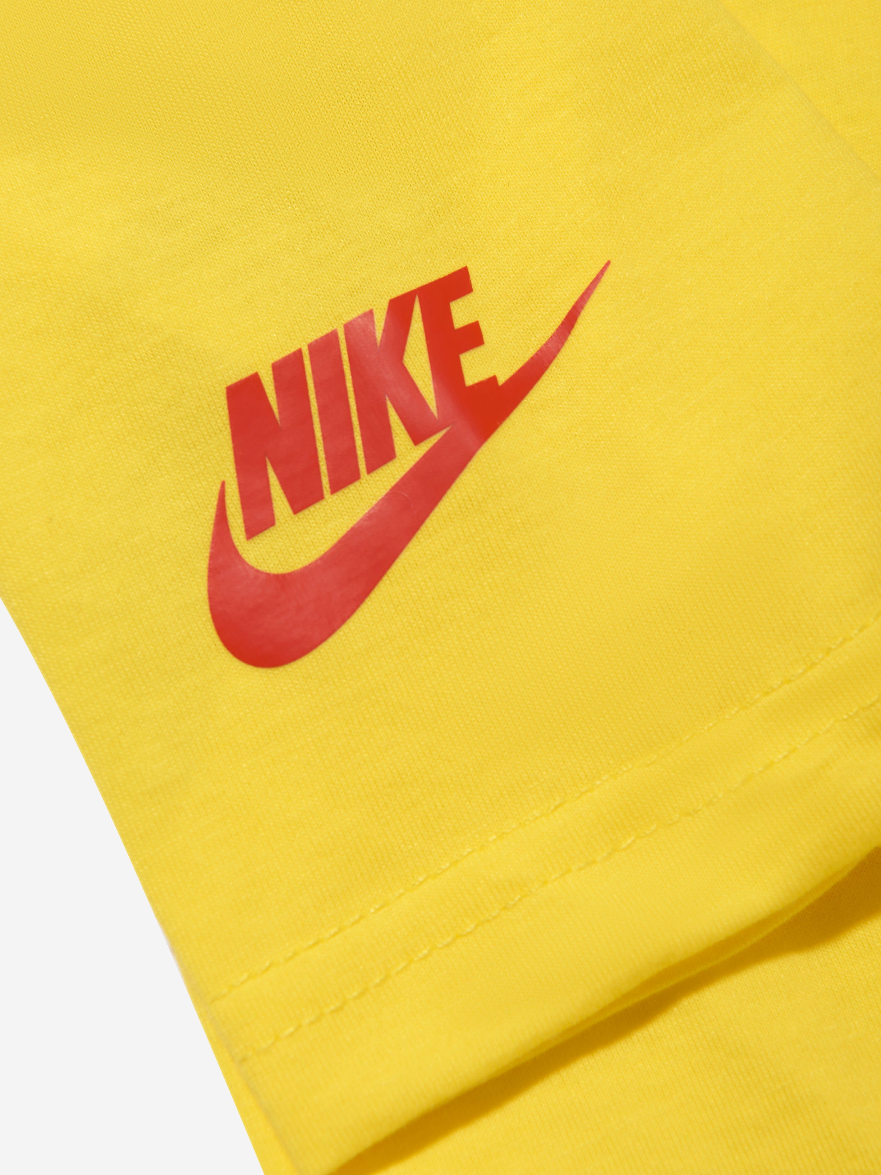 Nike Boys Wave Futura T-Shirt in Yellow