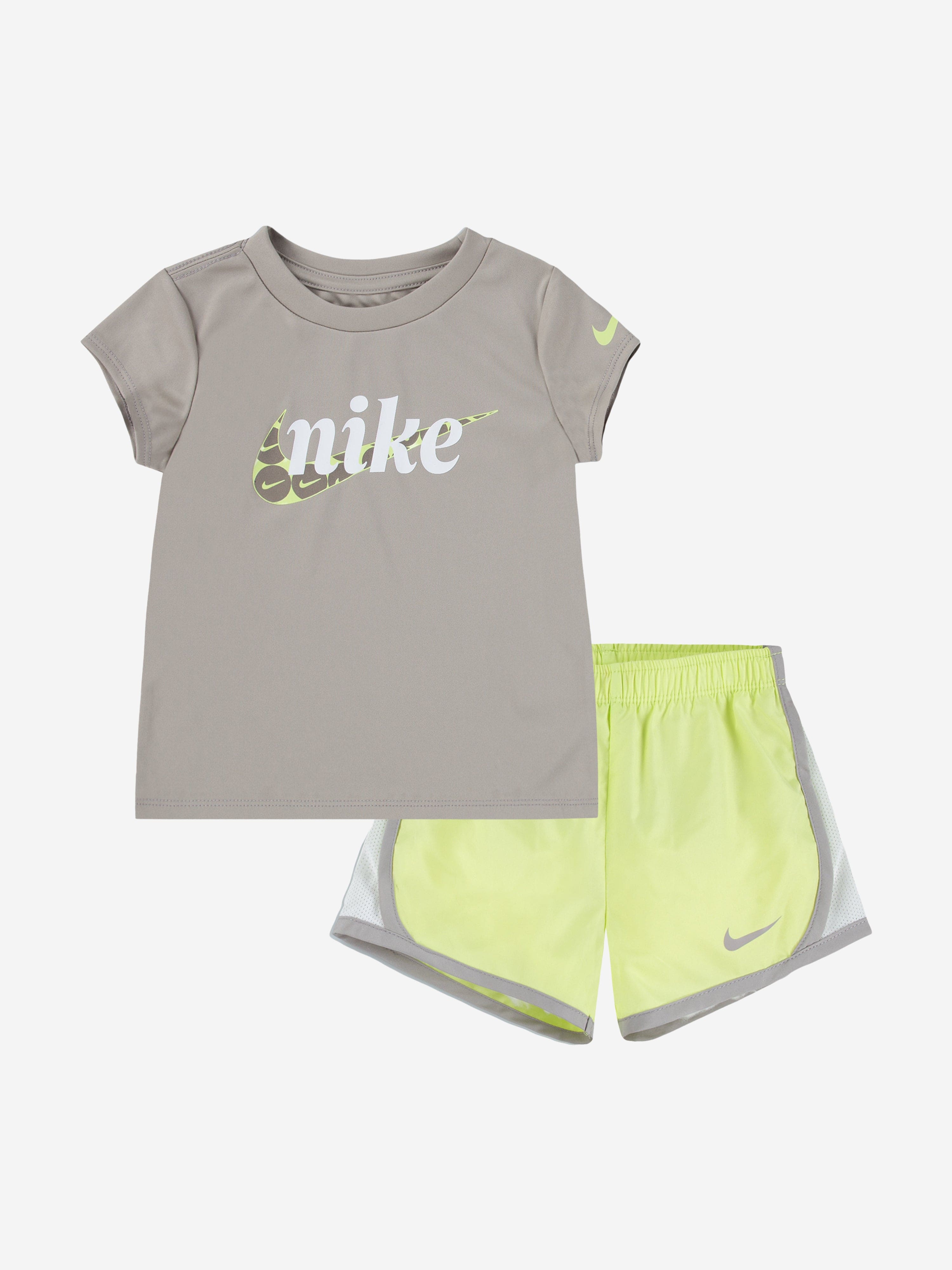 Nike Girls Essentials Tempo Short Set in Yellow