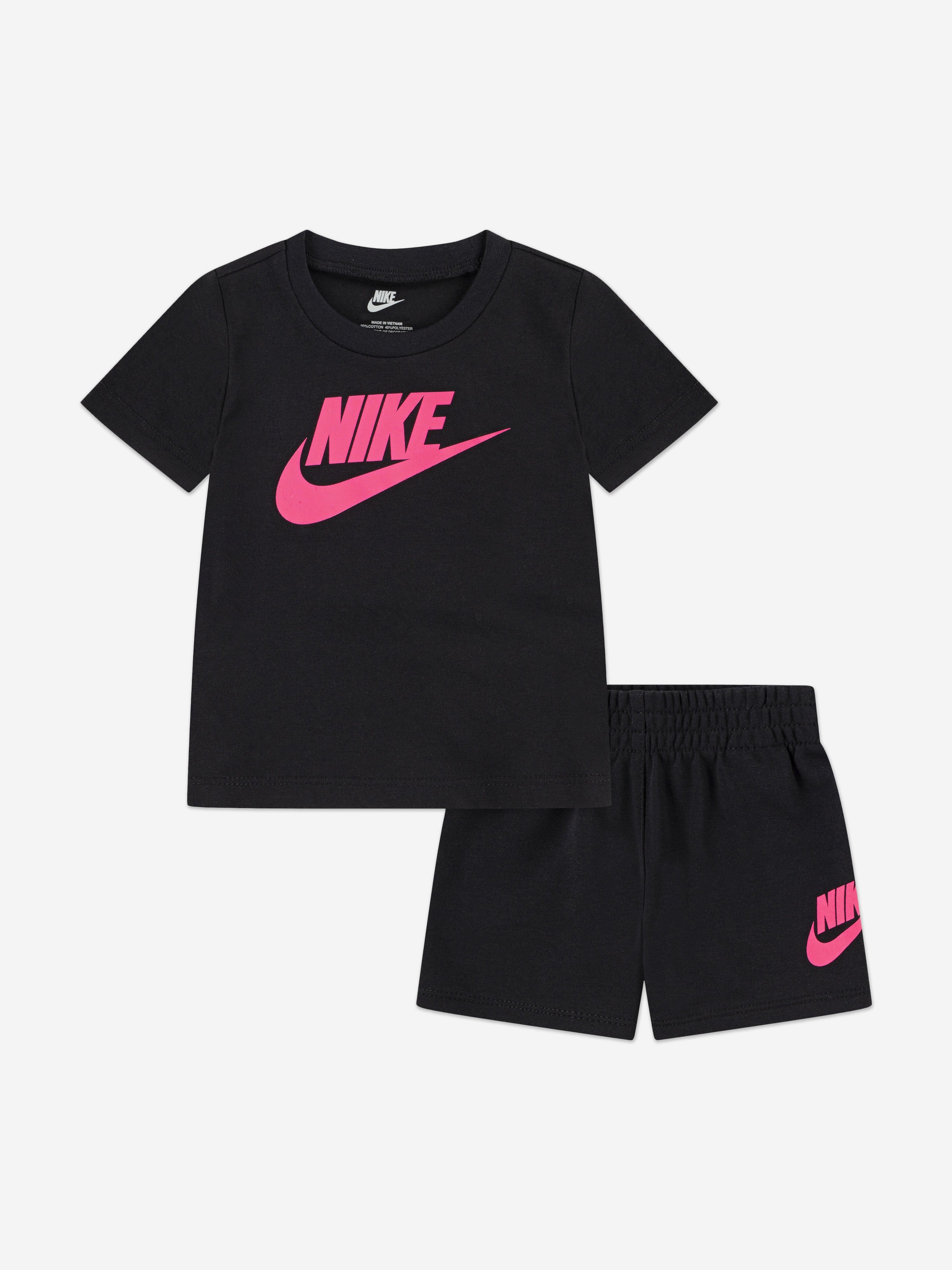Nike Kids Club T-Shirt and Shorts Set in Black