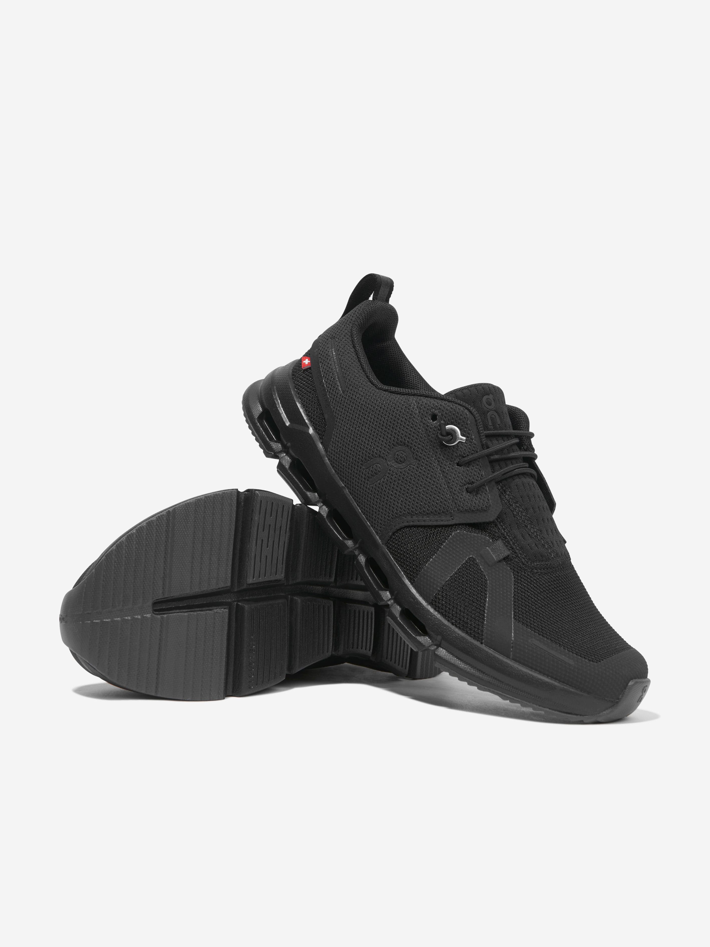 On Running Kids Cloud Sky Trainers in Black