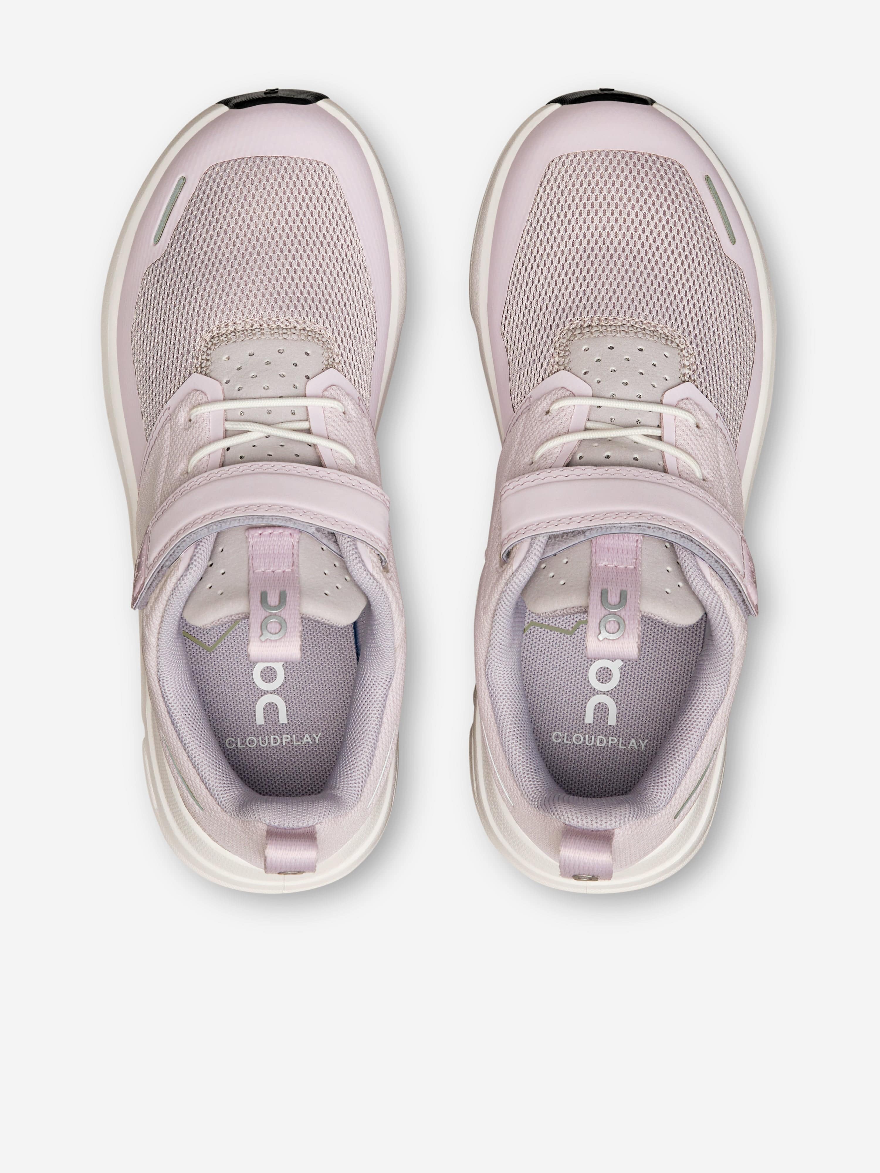 On Running Girls Cloud Play Trainers in Purple