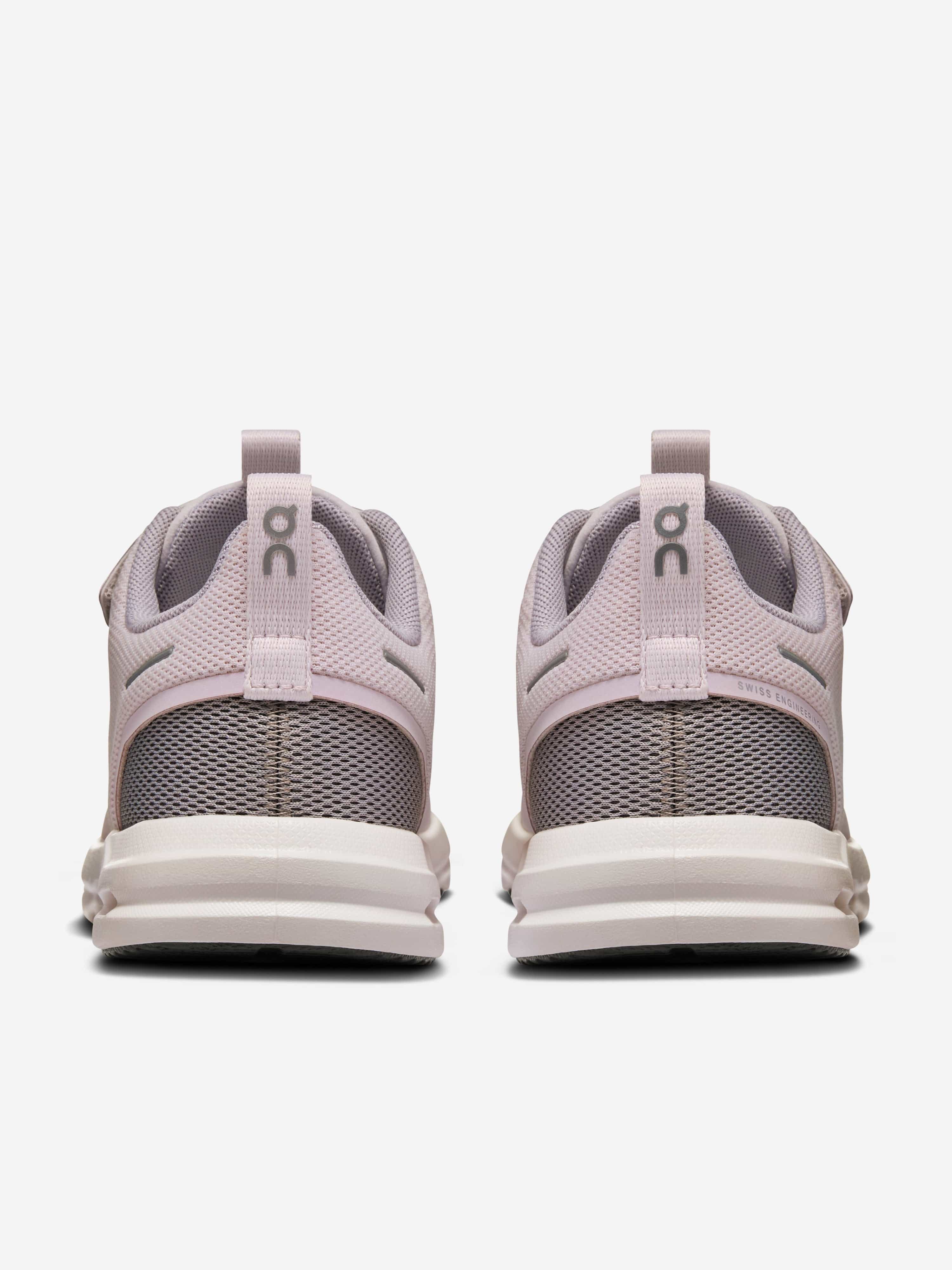 On Running Girls Cloud Play Trainers in Purple