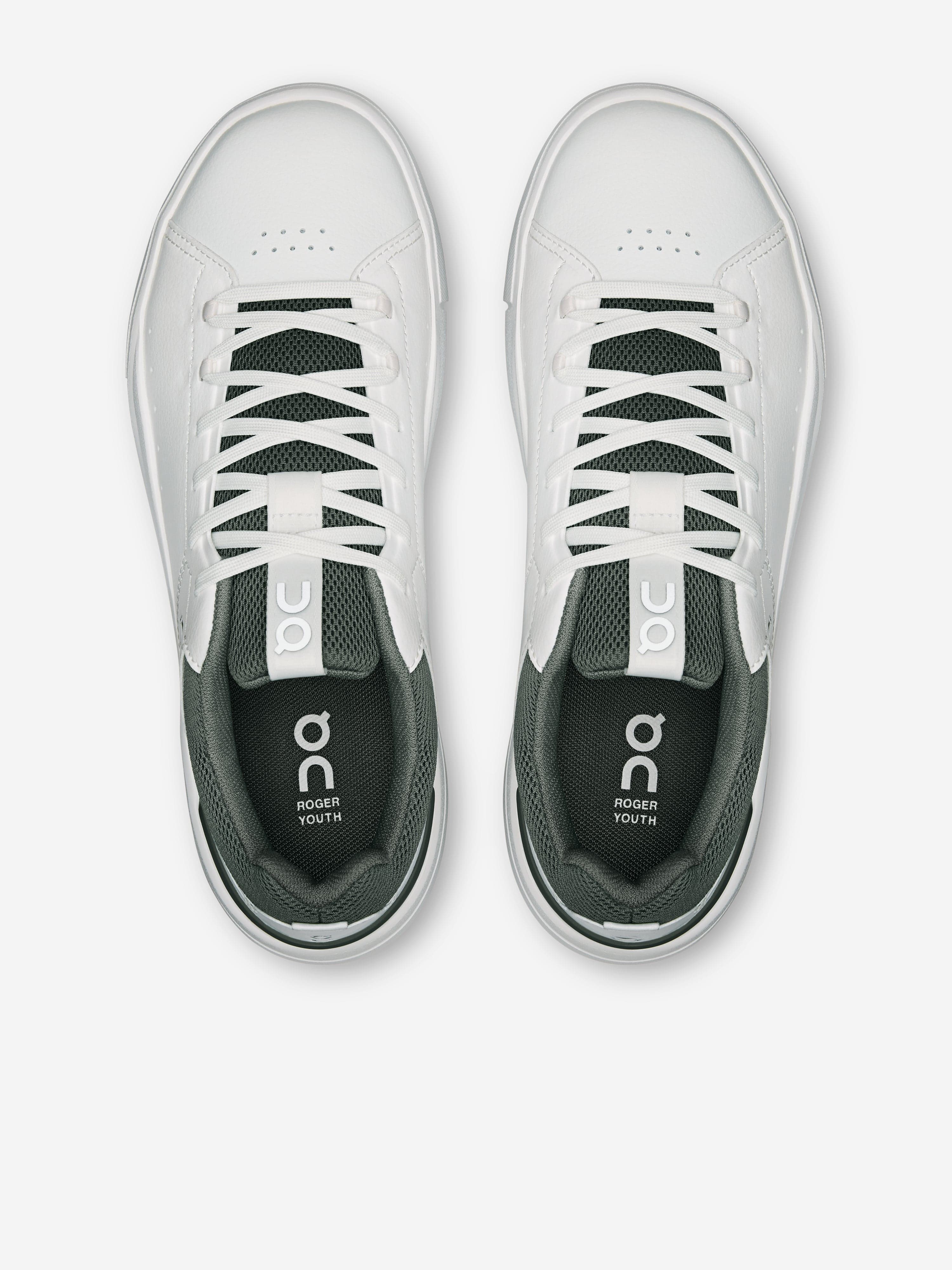 On Running Kids The Roger Trainers in White