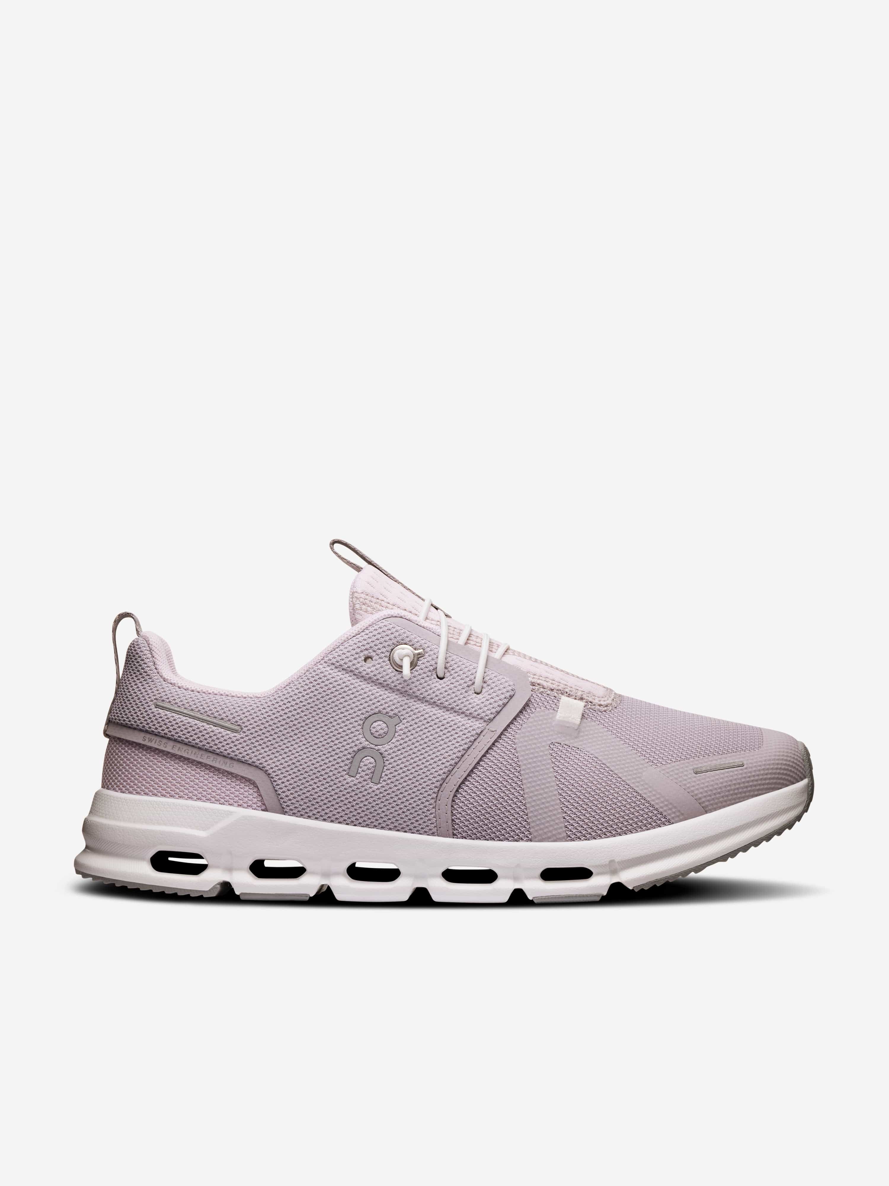 On Running Kids Cloud Sky Trainers in Purple