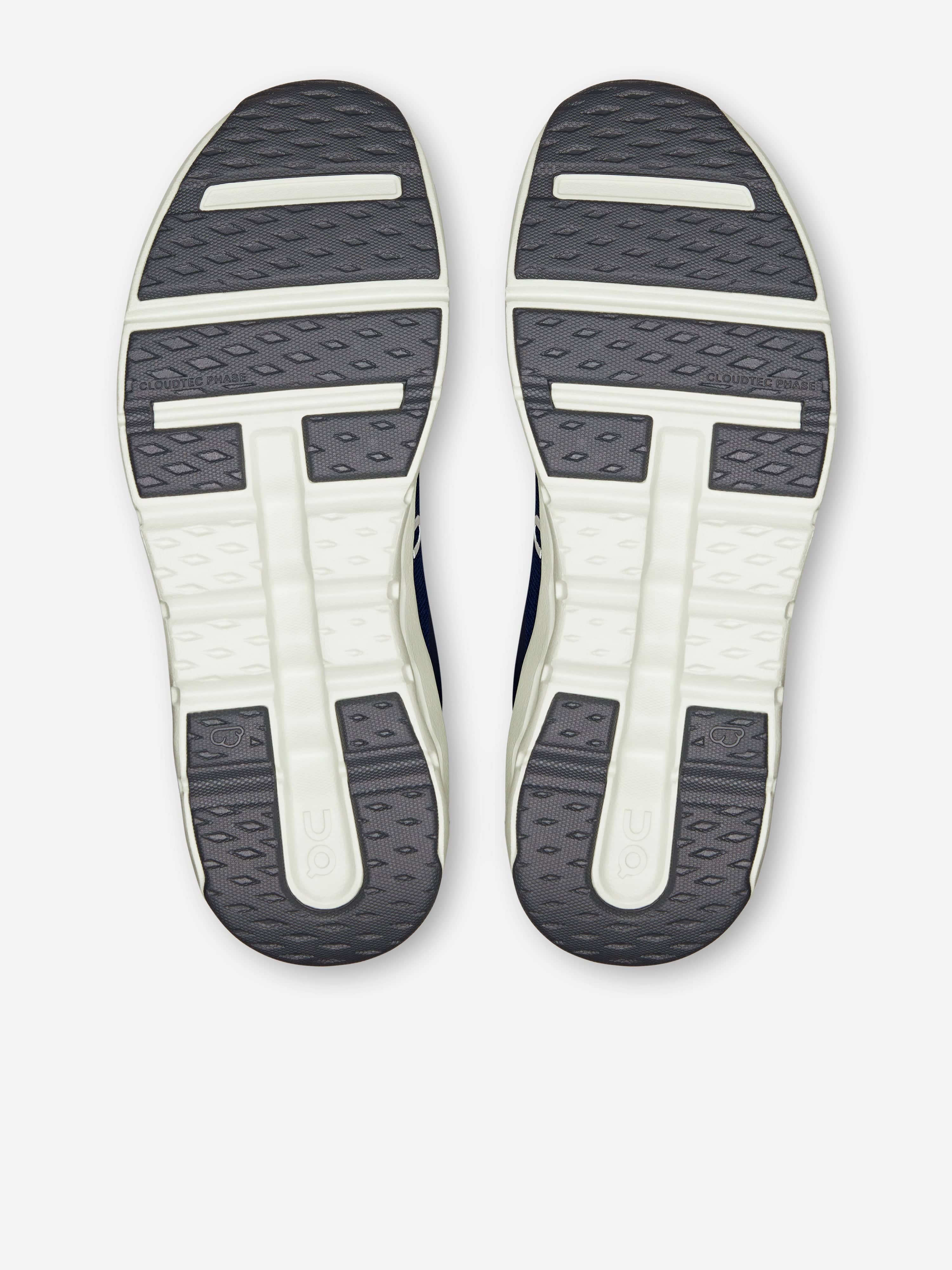 On Running Kids Cloudleap Trainers in Navy